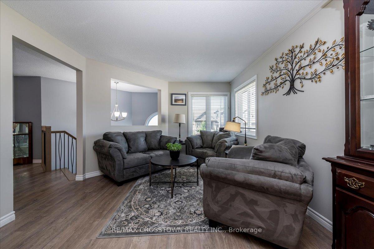 Photo 7 of 1170 Arnold Street, Innisfil, Rural Innisfil — HOMEH