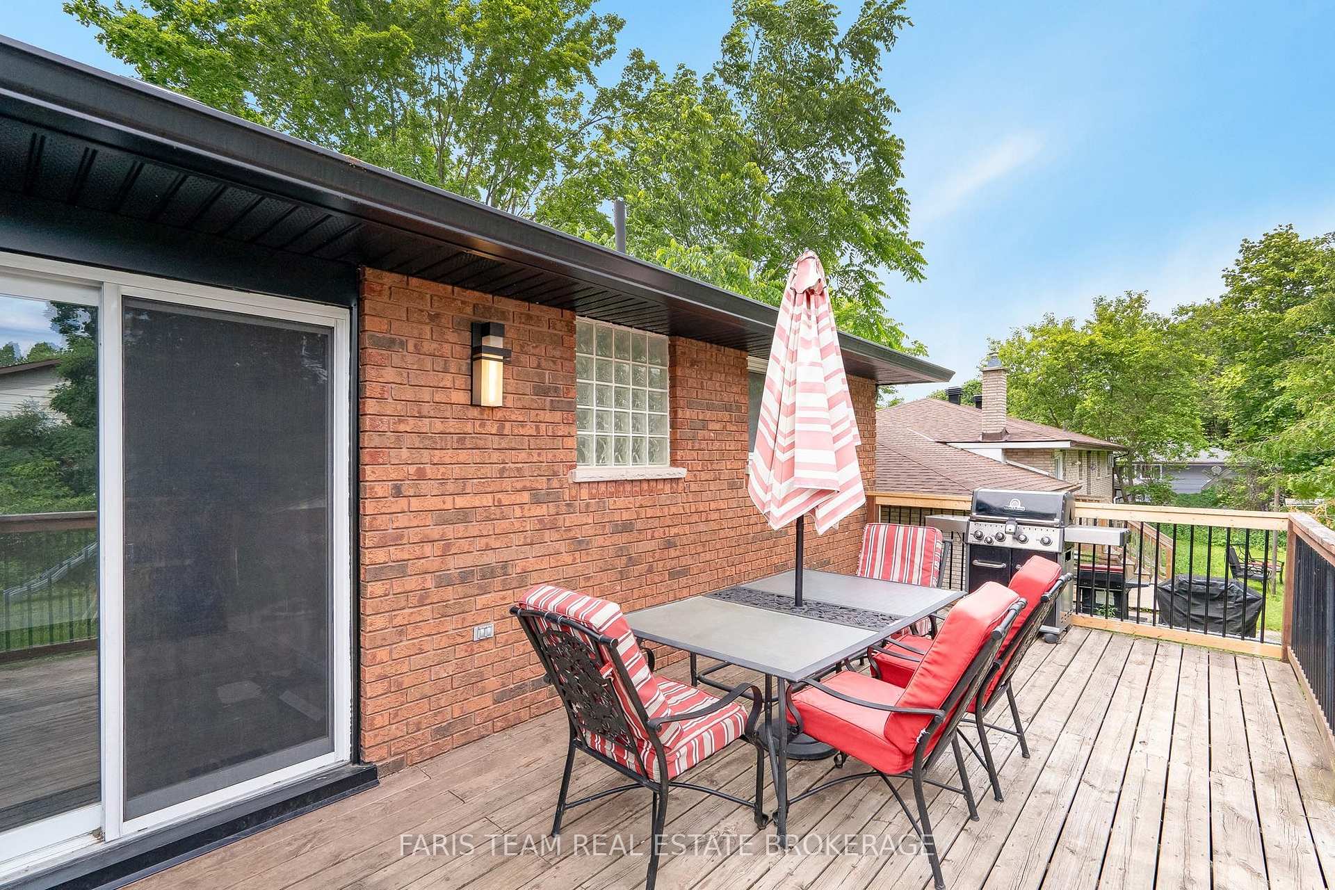 Photo 33 of 255 Cox Mill Road, Barrie, Painswick North — HOMEH