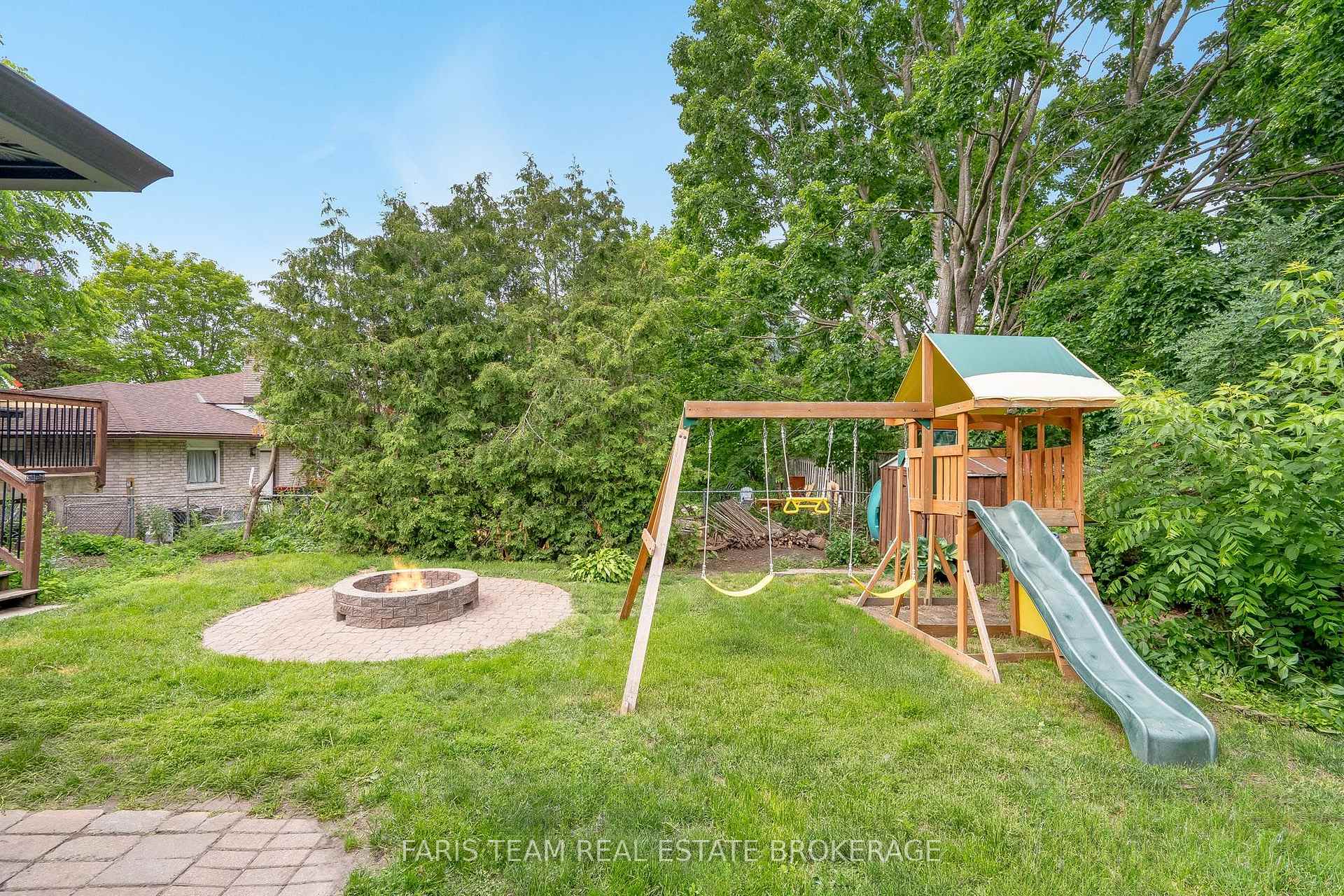 Photo 37 of 255 Cox Mill Road, Barrie, Painswick North — HOMEH