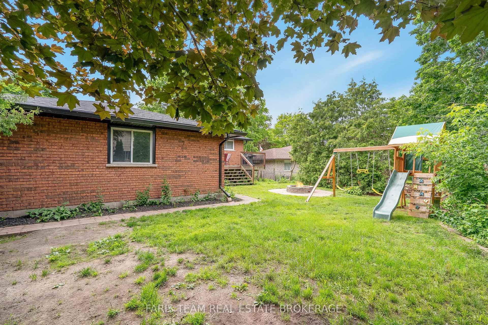 Photo 38 of 255 Cox Mill Road, Barrie, Painswick North — HOMEH