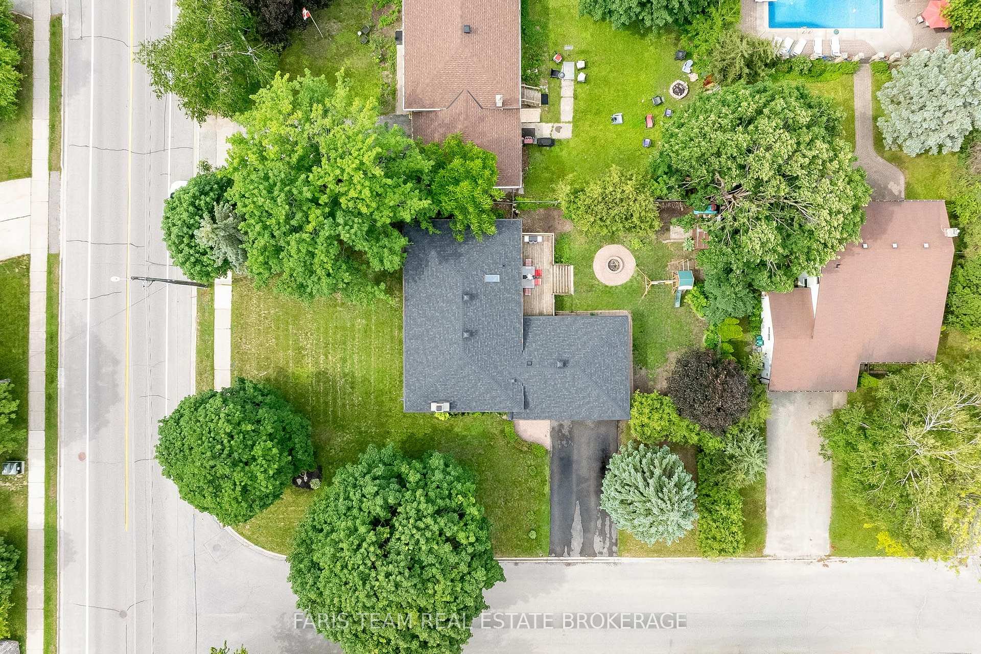 Photo 39 of 255 Cox Mill Road, Barrie, Painswick North — HOMEH