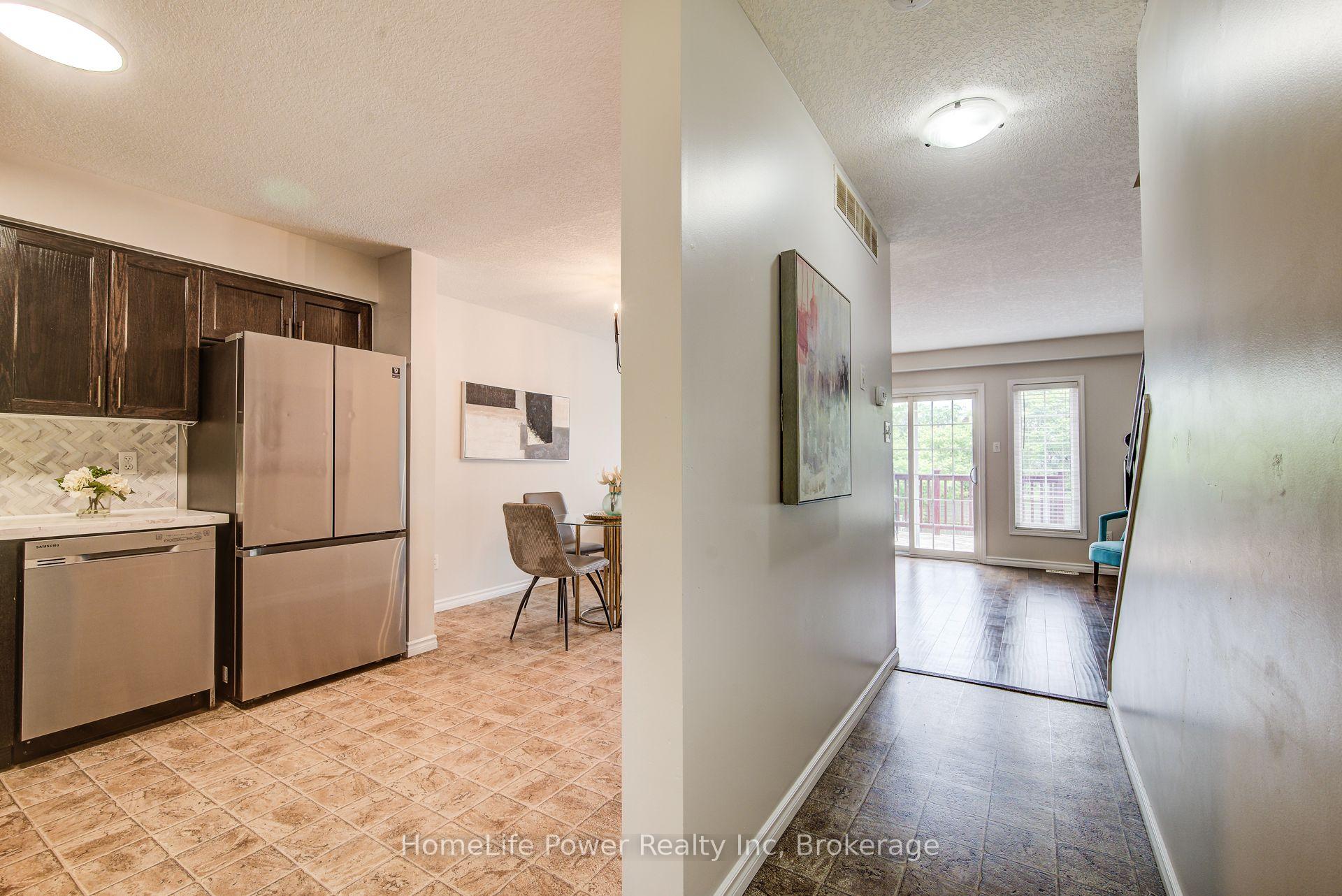 Photo 7 of 208 Featherstone Crescent, Kitchener, Huron Park — HOMEH