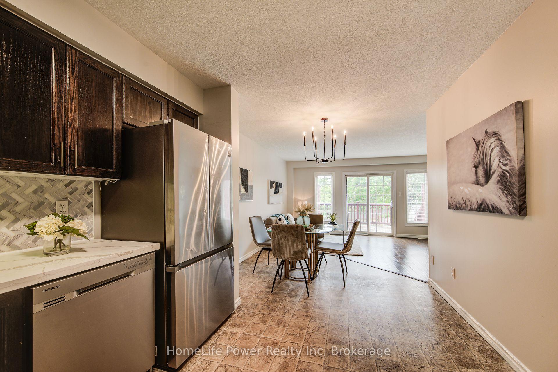 Photo 11 of 208 Featherstone Crescent, Kitchener, Huron Park — HOMEH