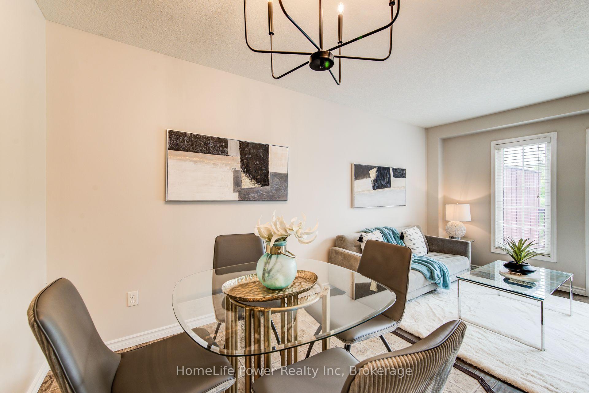 Photo 12 of 208 Featherstone Crescent, Kitchener, Huron Park — HOMEH