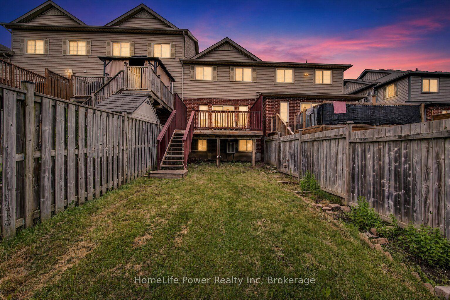 Photo 37 of 208 Featherstone Crescent, Kitchener, Huron Park — HOMEH