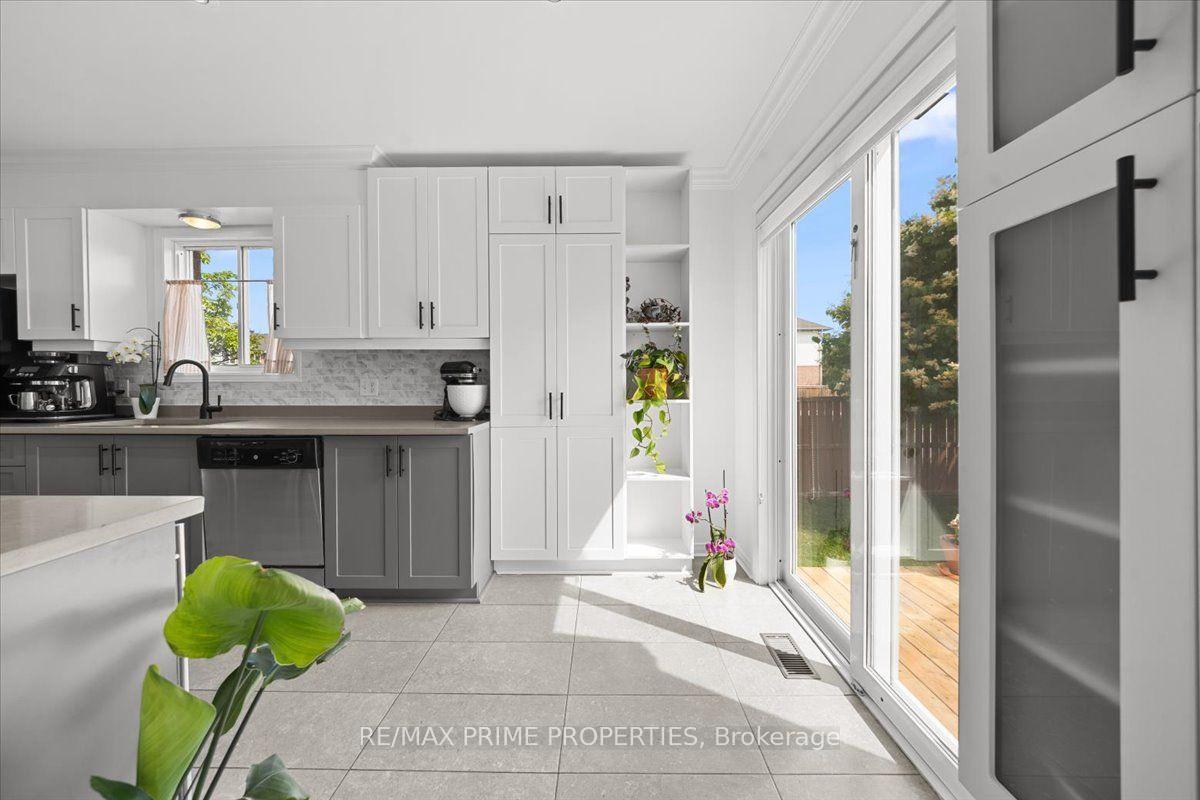 Photo 19 of 1587 Duplante Avenue, Ottawa, Fallingbrook/Pineridge — HOMEH