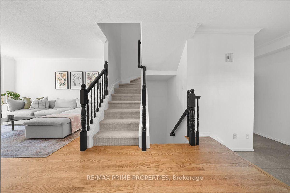 Photo 23 of 1587 Duplante Avenue, Ottawa, Fallingbrook/Pineridge — HOMEH