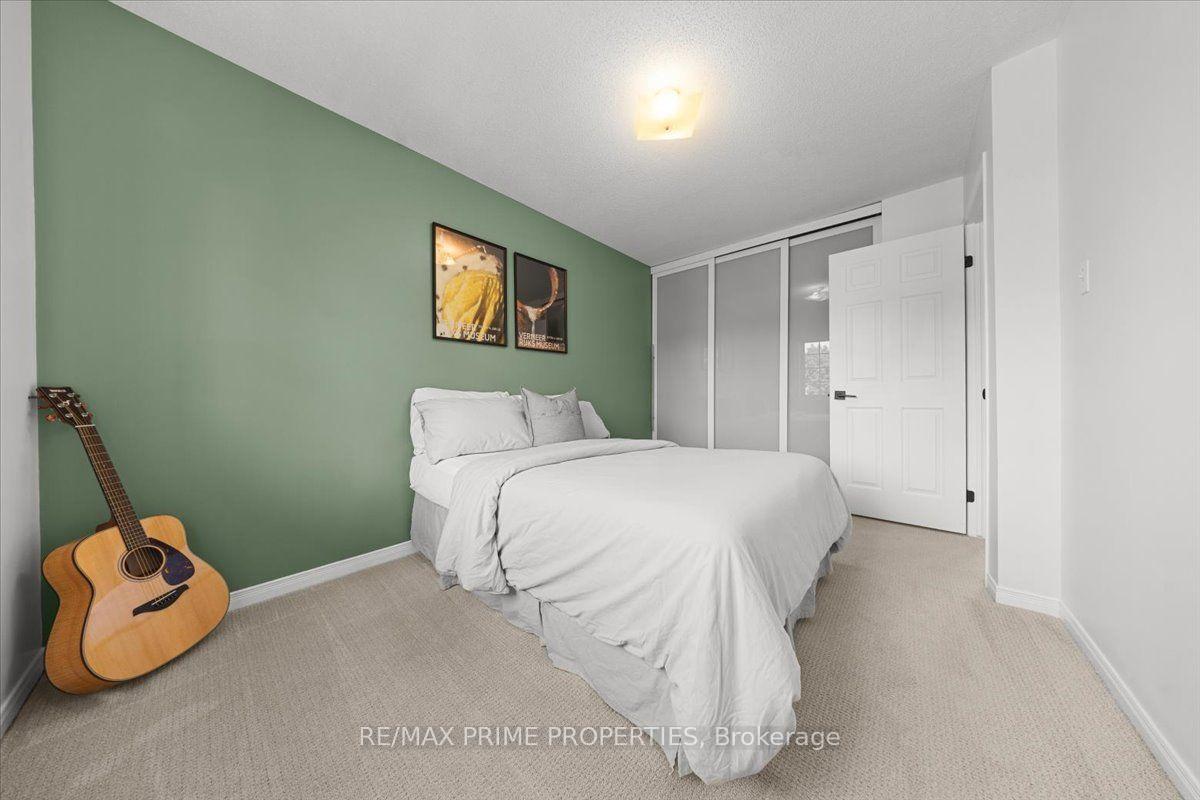 Photo 32 of 1587 Duplante Avenue, Ottawa, Fallingbrook/Pineridge — HOMEH