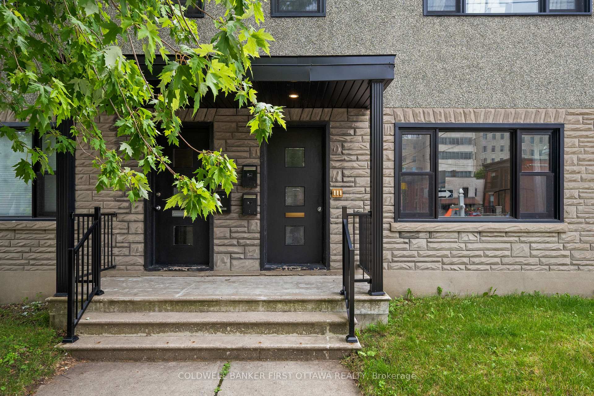Photo 5 of 72 St. Andrew Street, Ottawa, Lower Town/Byward Market — HOMEH