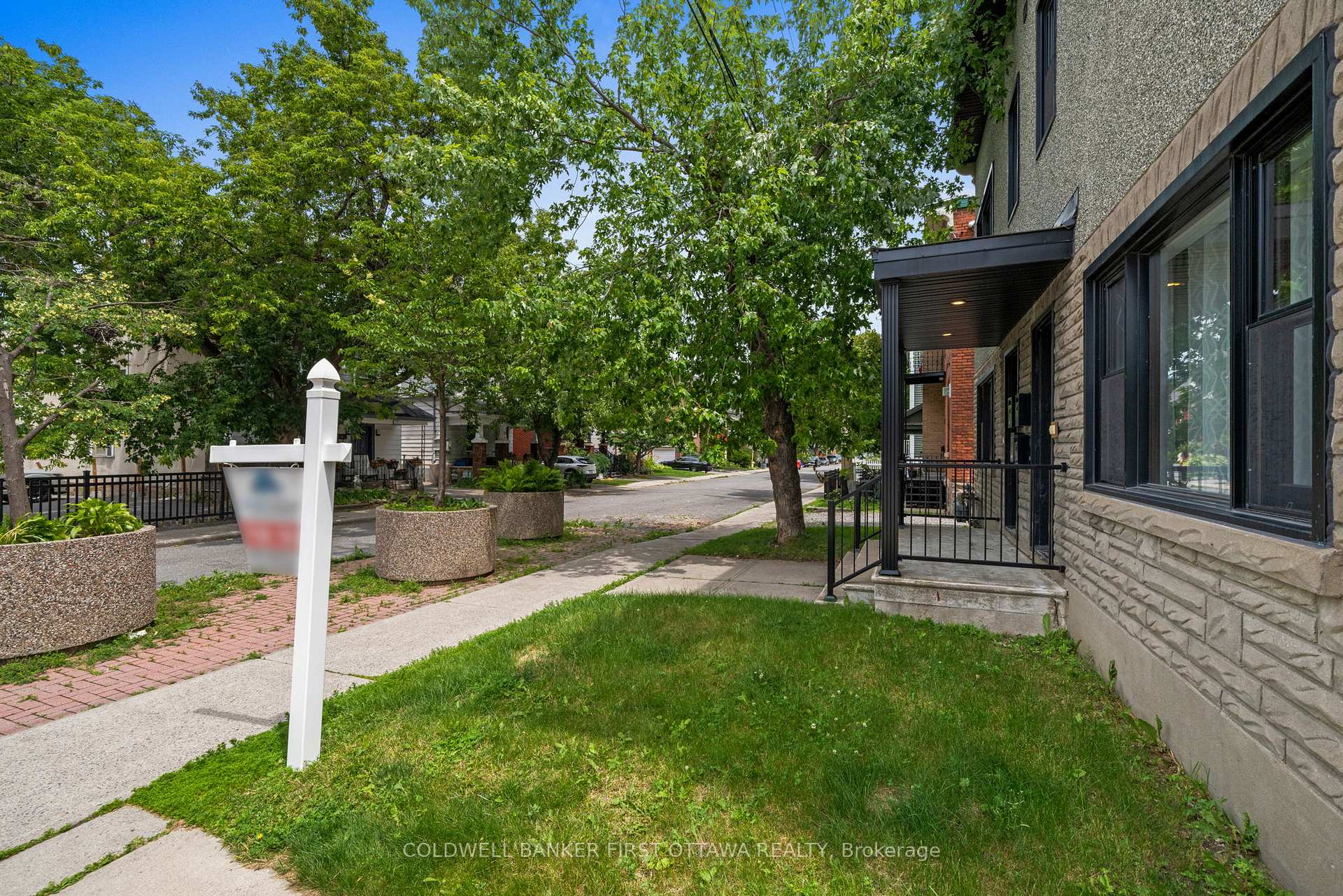 Photo 6 of 72 St. Andrew Street, Ottawa, Lower Town/Byward Market — HOMEH