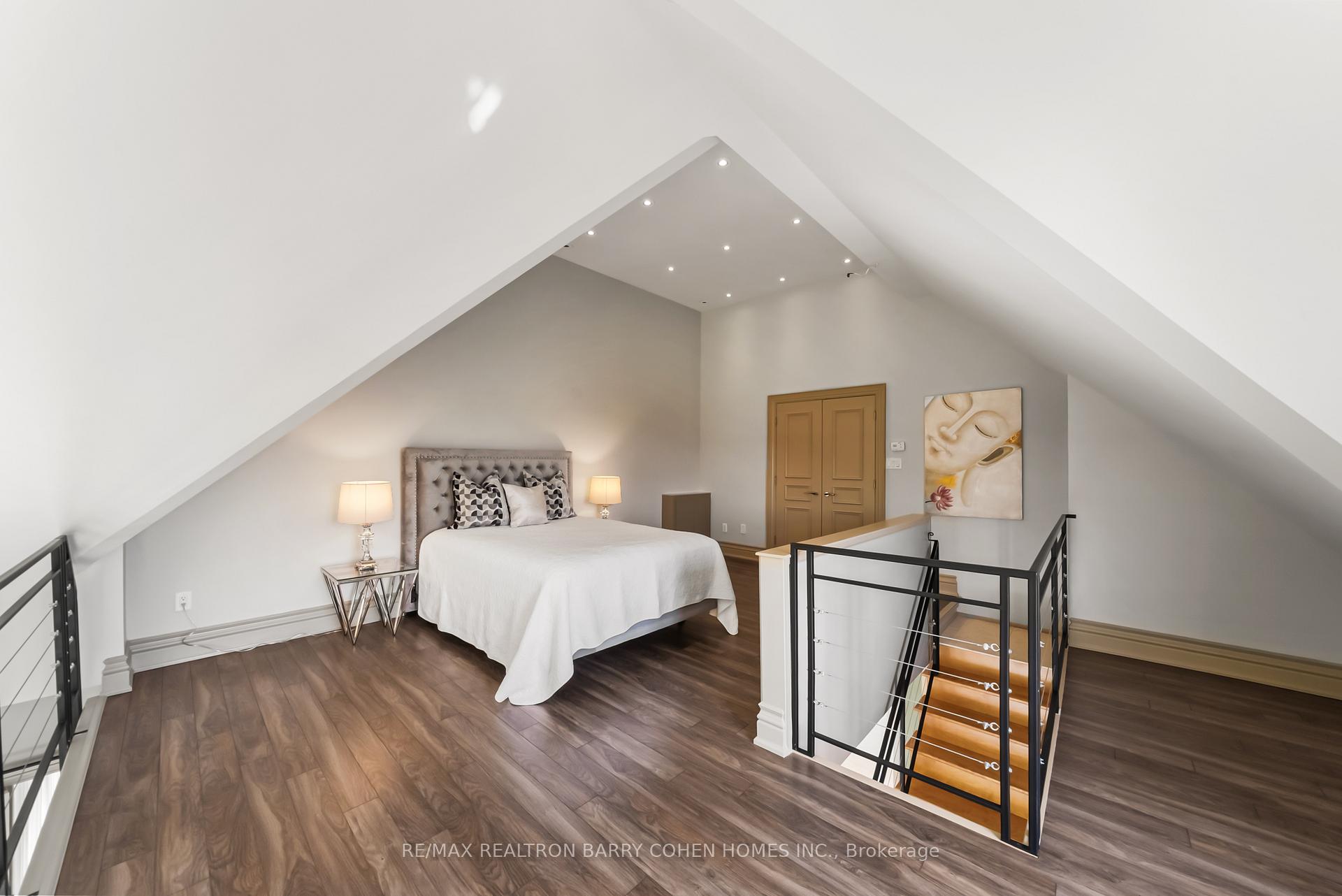 Photo 42 of 15 Sylvia Court, Markham, Devil's Elbow — HOMEH