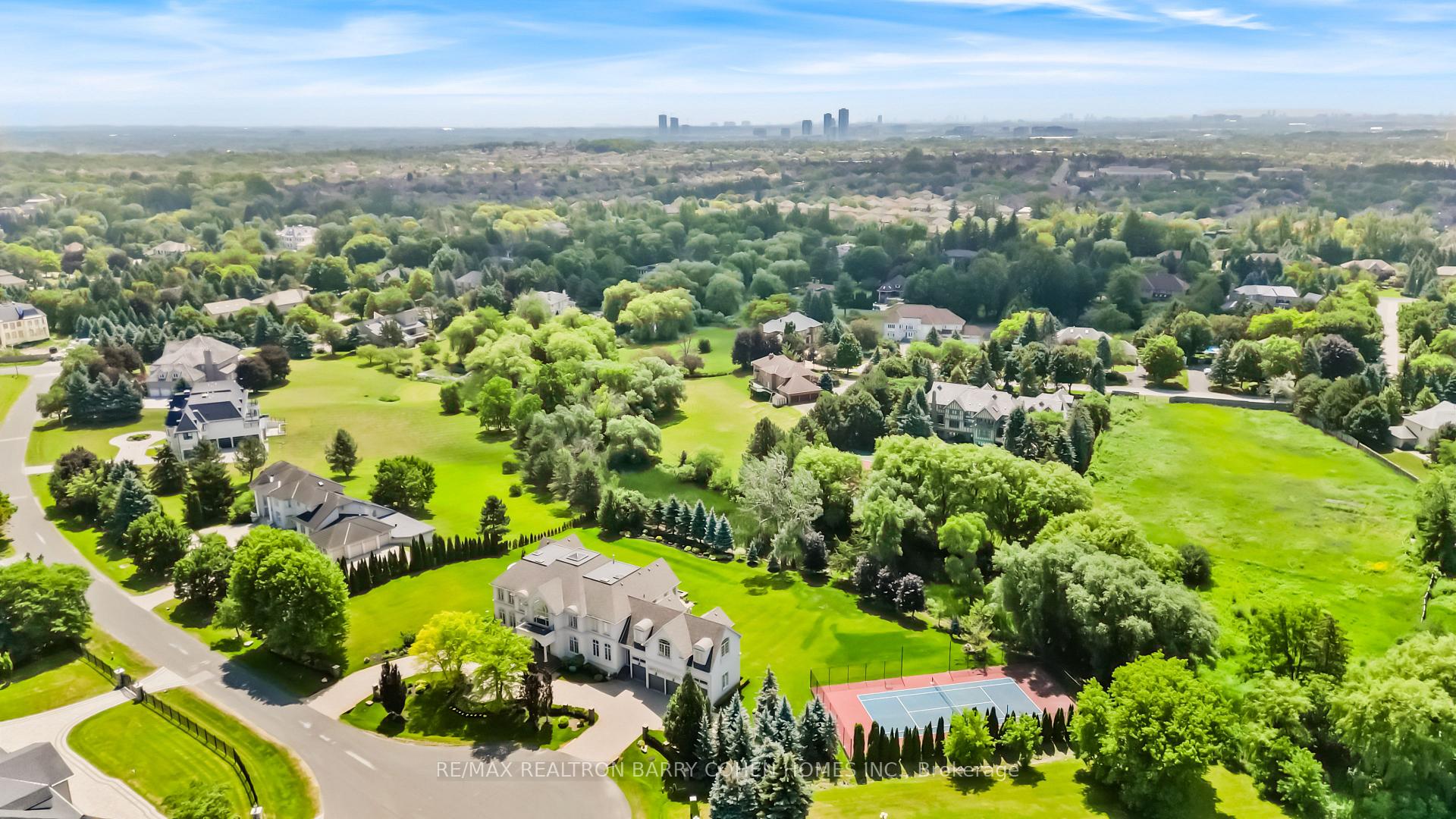 Photo 48 of 15 Sylvia Court, Markham, Devil's Elbow — HOMEH