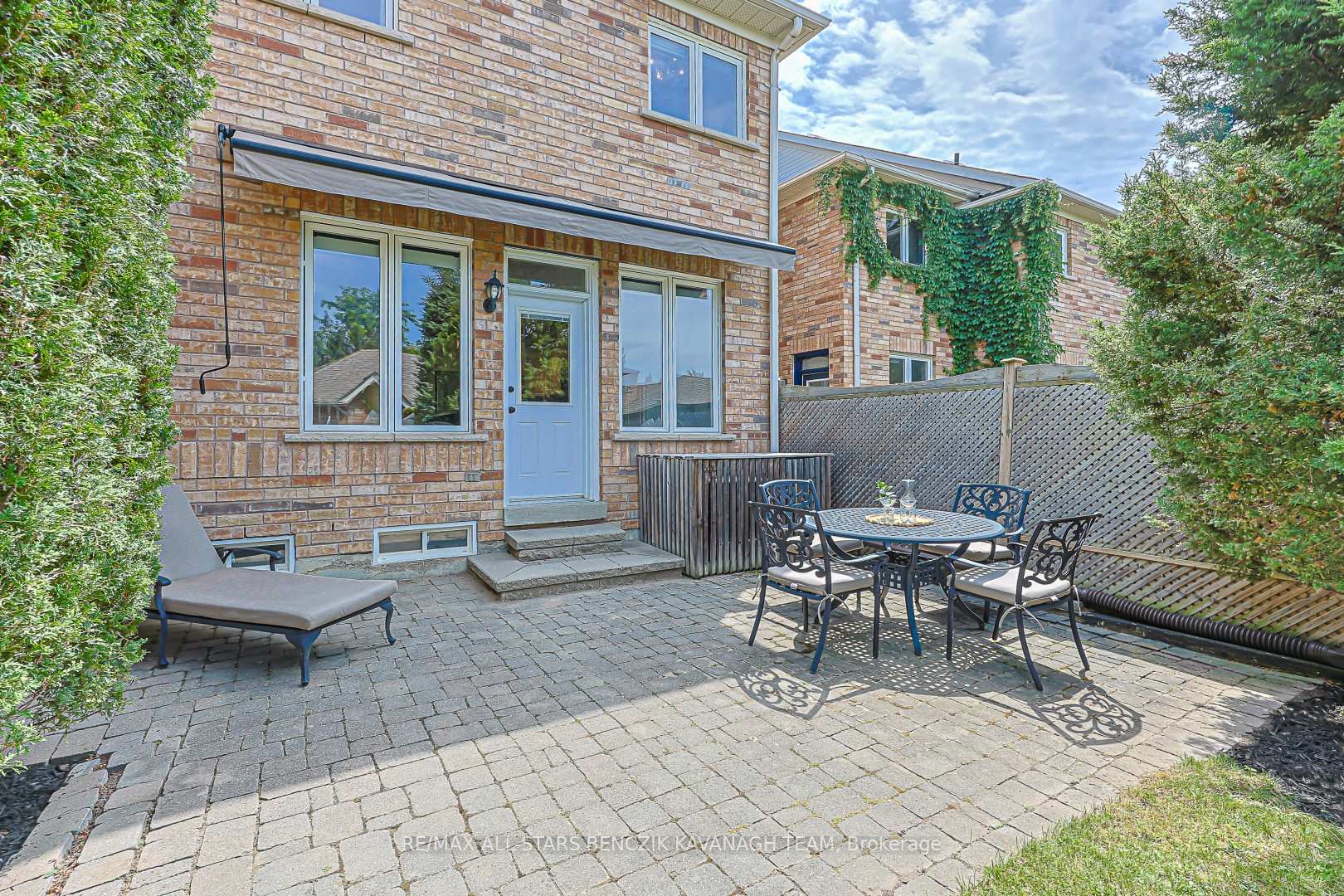 Photo 22 of 31 Queen's Plate Drive, Markham, Angus Glen — HOMEH