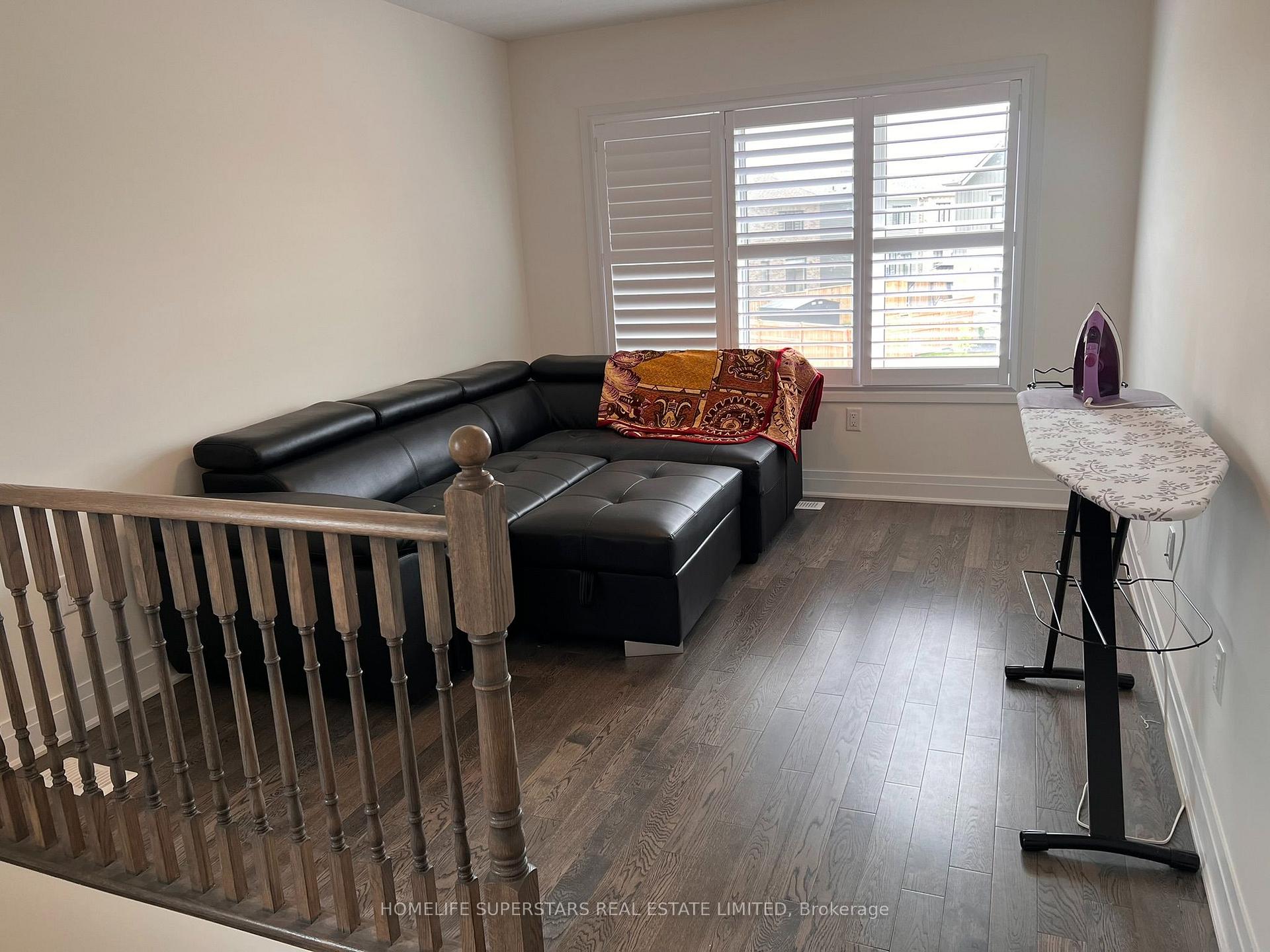 Photo 17 of 188 Aviron Crescent, Welland, Dain City — HOMEH