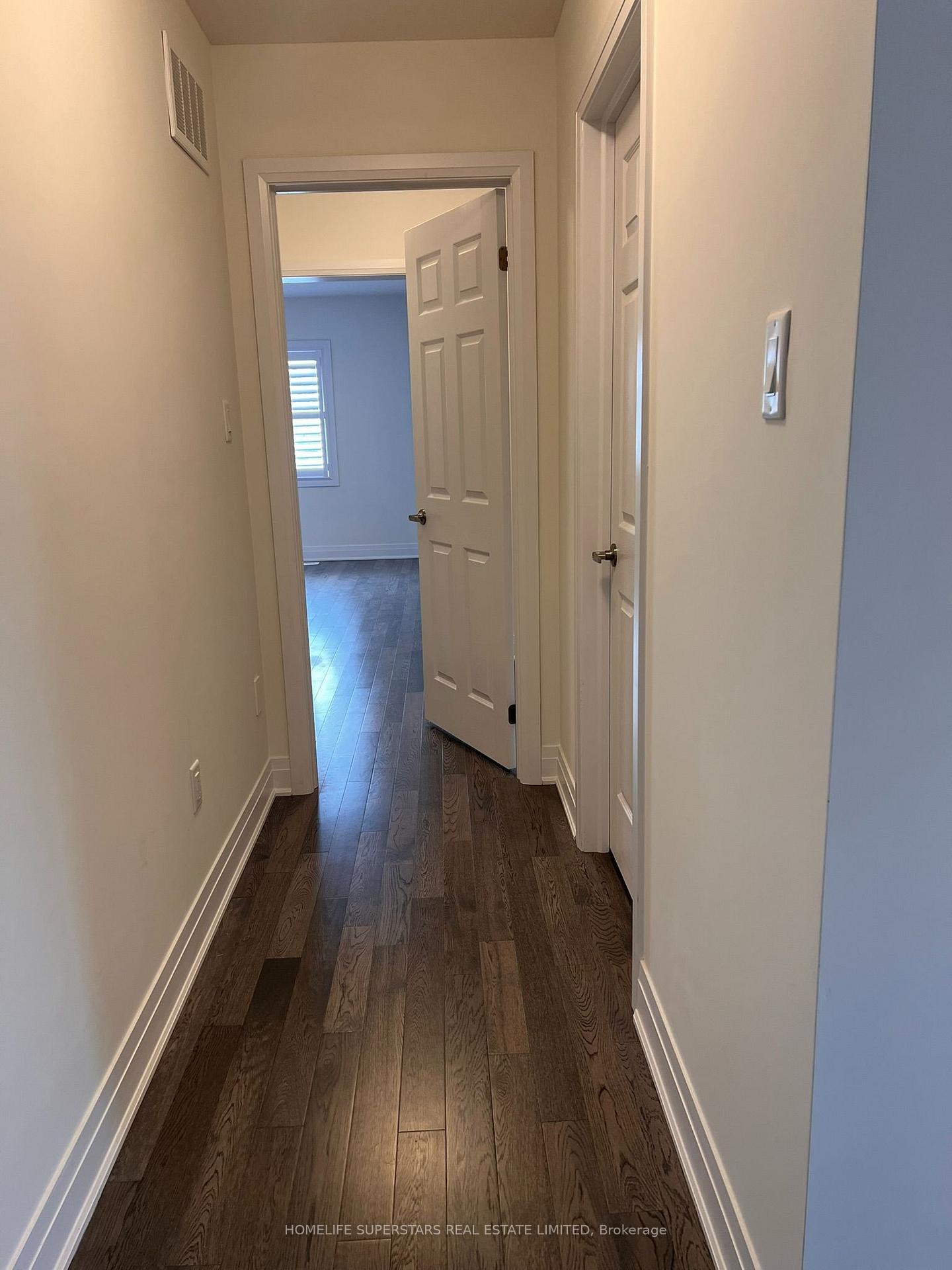 Photo 31 of 188 Aviron Crescent, Welland, Dain City — HOMEH