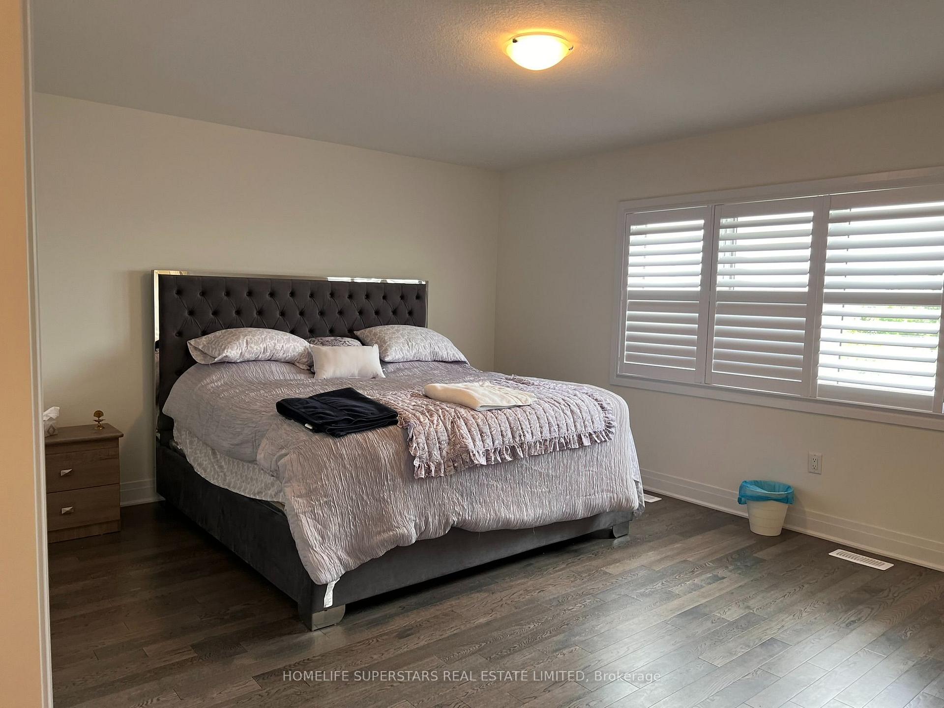 Photo 34 of 188 Aviron Crescent, Welland, Dain City — HOMEH