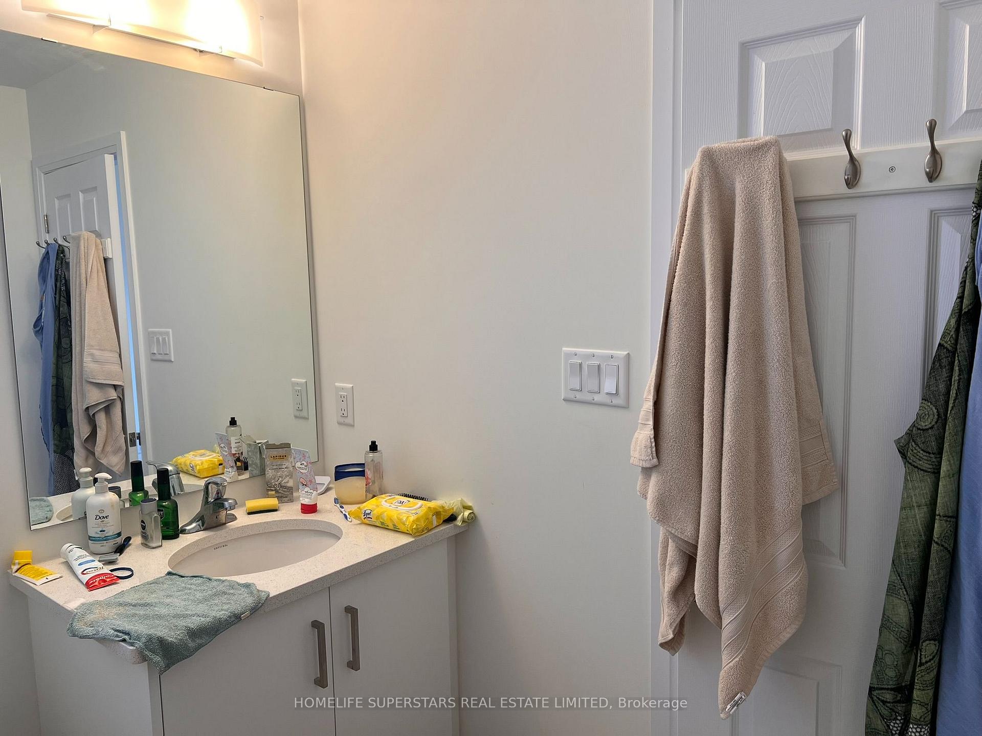 Photo 46 of 188 Aviron Crescent, Welland, Dain City — HOMEH
