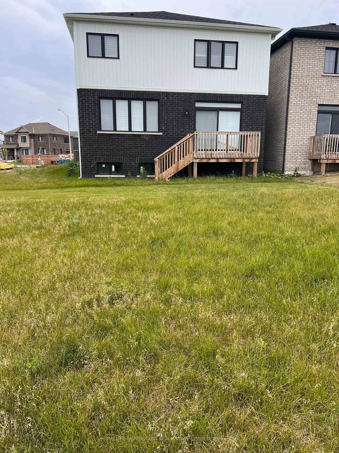 Photo 49 of 188 Aviron Crescent, Welland, Dain City — HOMEH