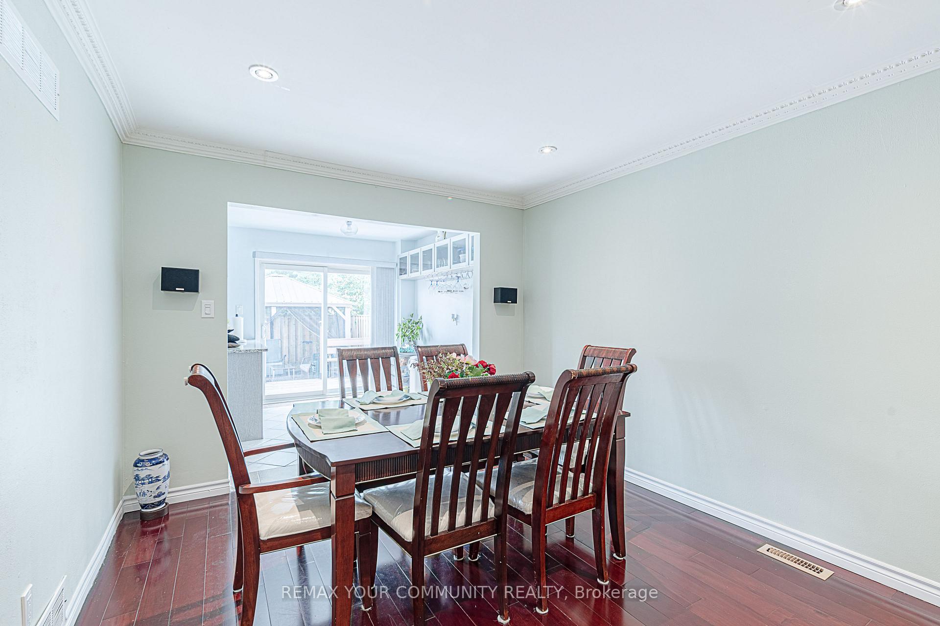 Photo 9 of 66 Trafford Crescent, Markham, Milliken Mills East — HOMEH