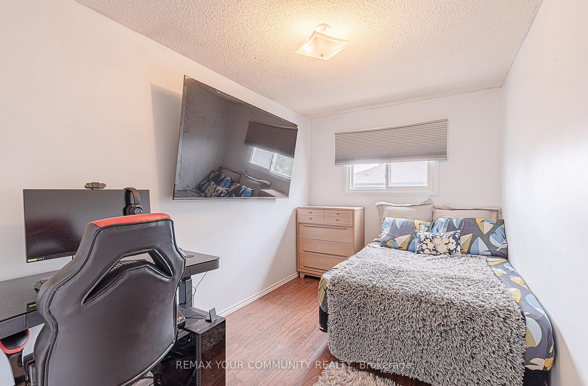 Photo 18 of 66 Trafford Crescent, Markham, Milliken Mills East — HOMEH