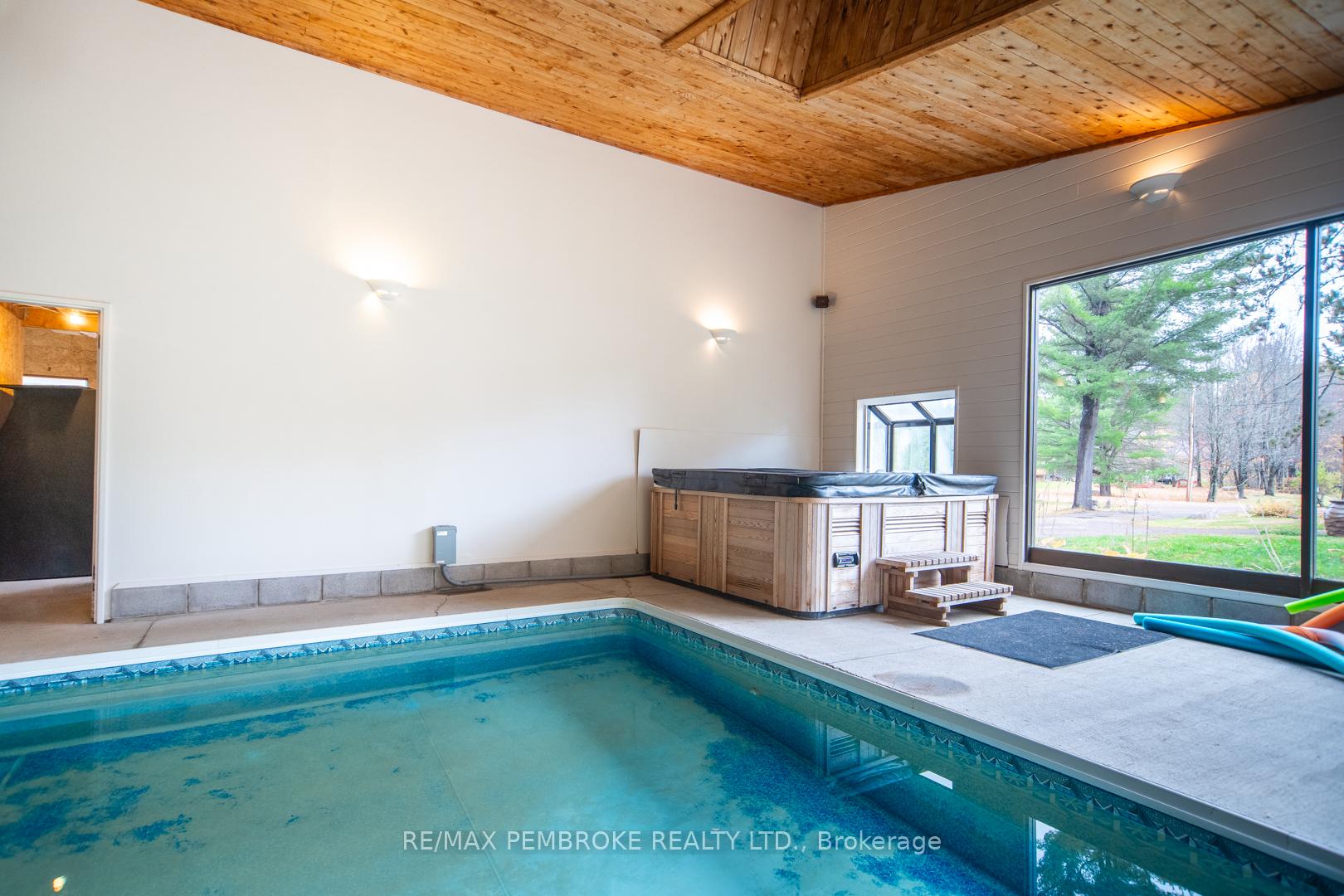 Photo 35 of 177 Sylvan Drive, Petawawa, Petawawa — HOMEH