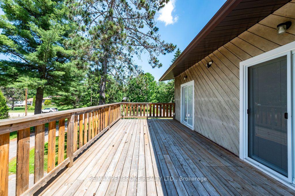 Photo 39 of 177 Sylvan Drive, Petawawa, Petawawa — HOMEH