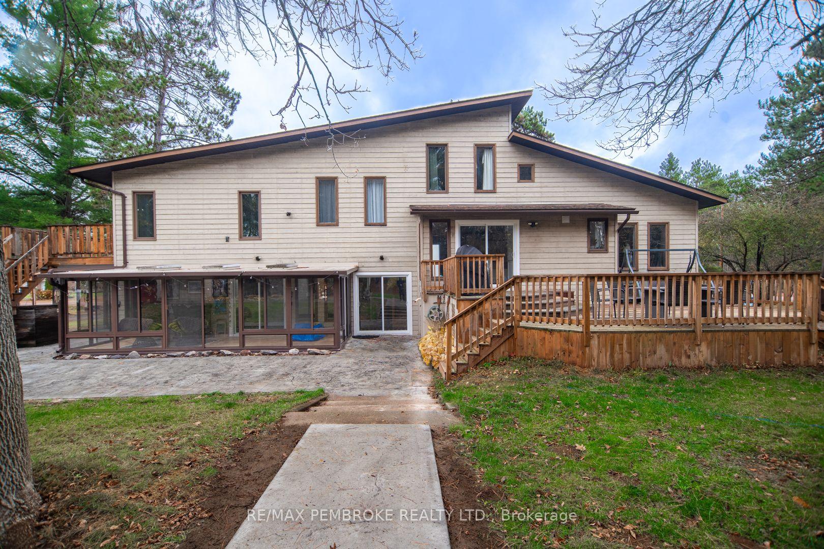 Photo 56 of 177 Sylvan Drive, Petawawa, Petawawa — HOMEH