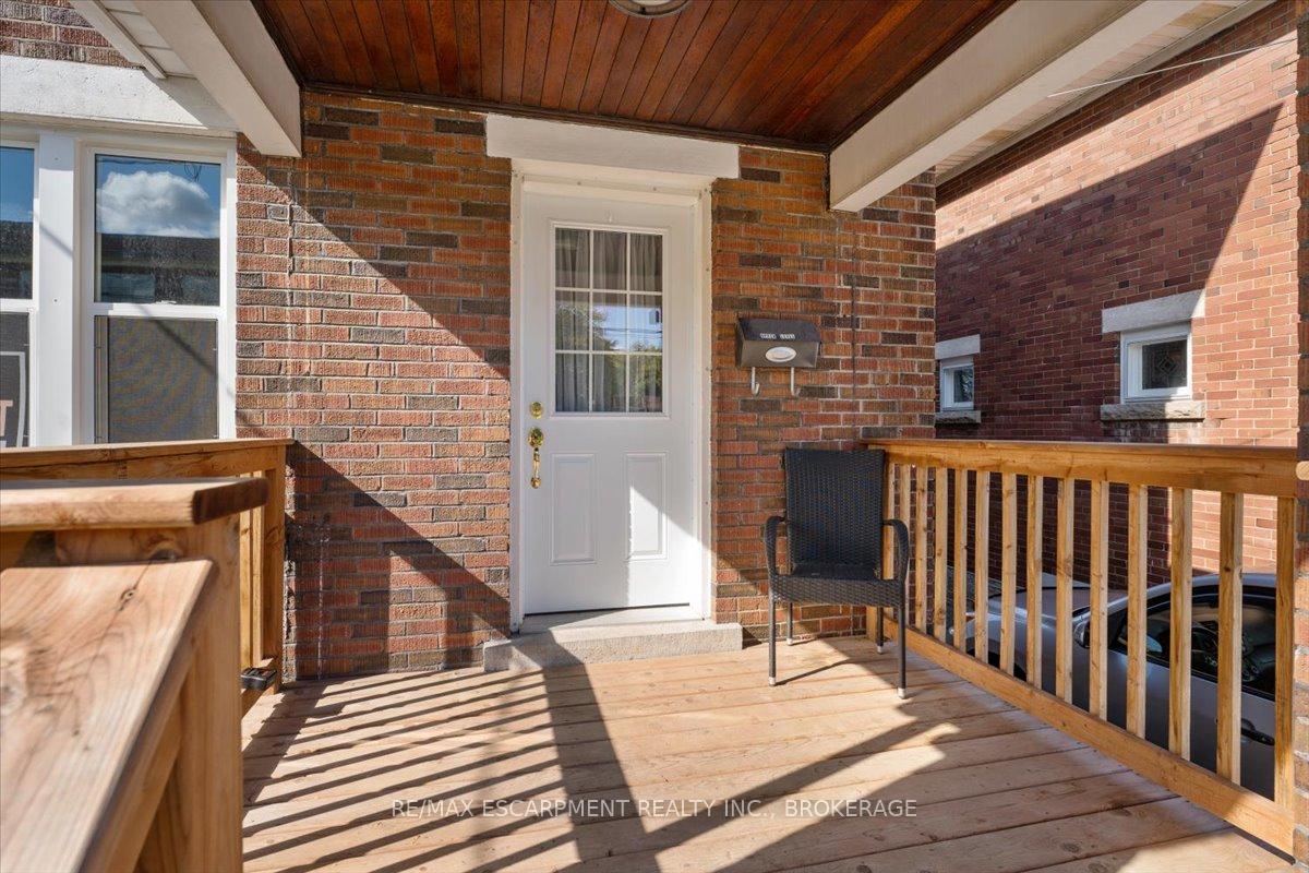 Photo 2 of Unit Main, 3 Carleton Street S, Thorold, Thorold Downtown — HOMEH