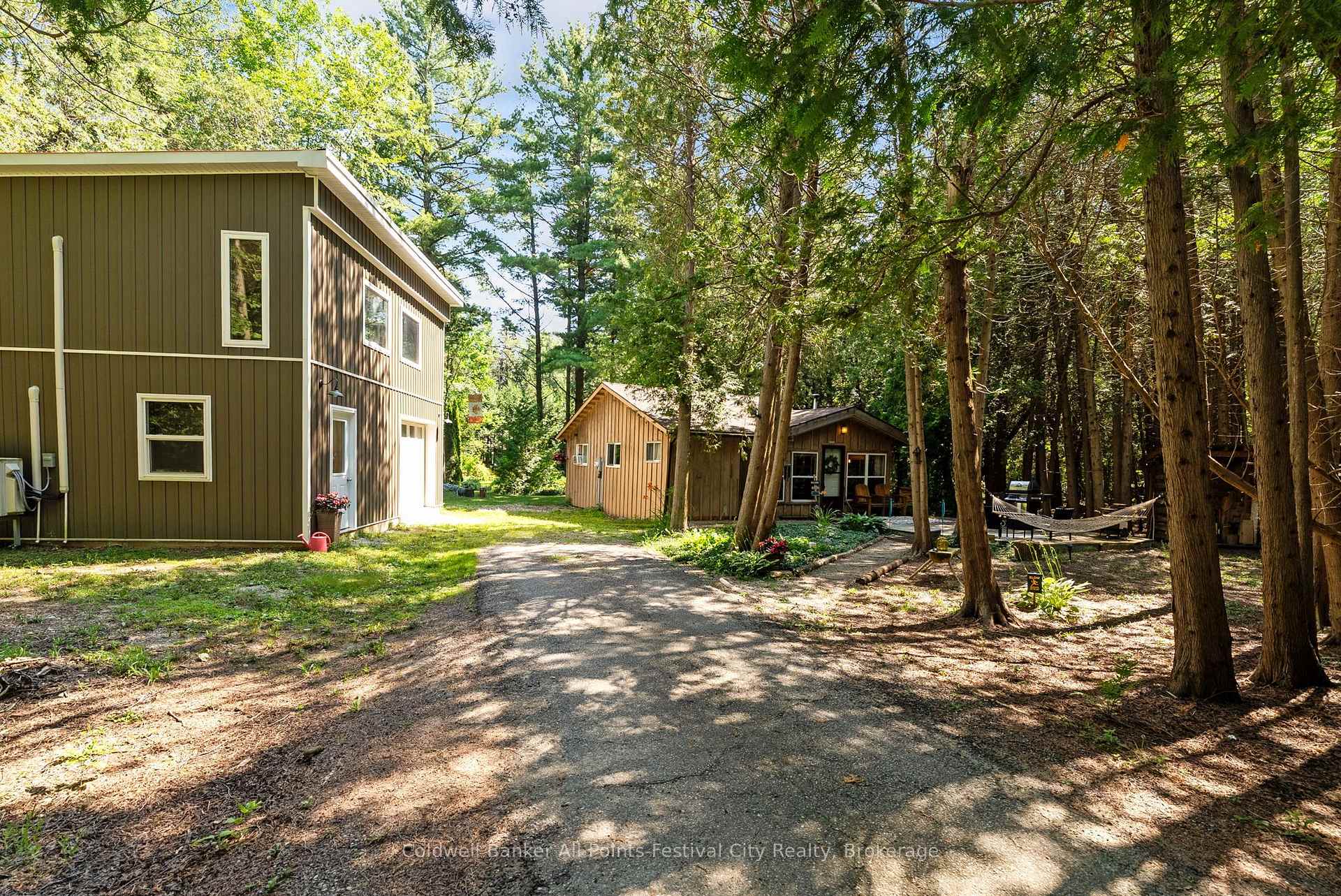 Photo 3 of 33587 Rowcliffe Drive, Central Huron, Goderich — HOMEH