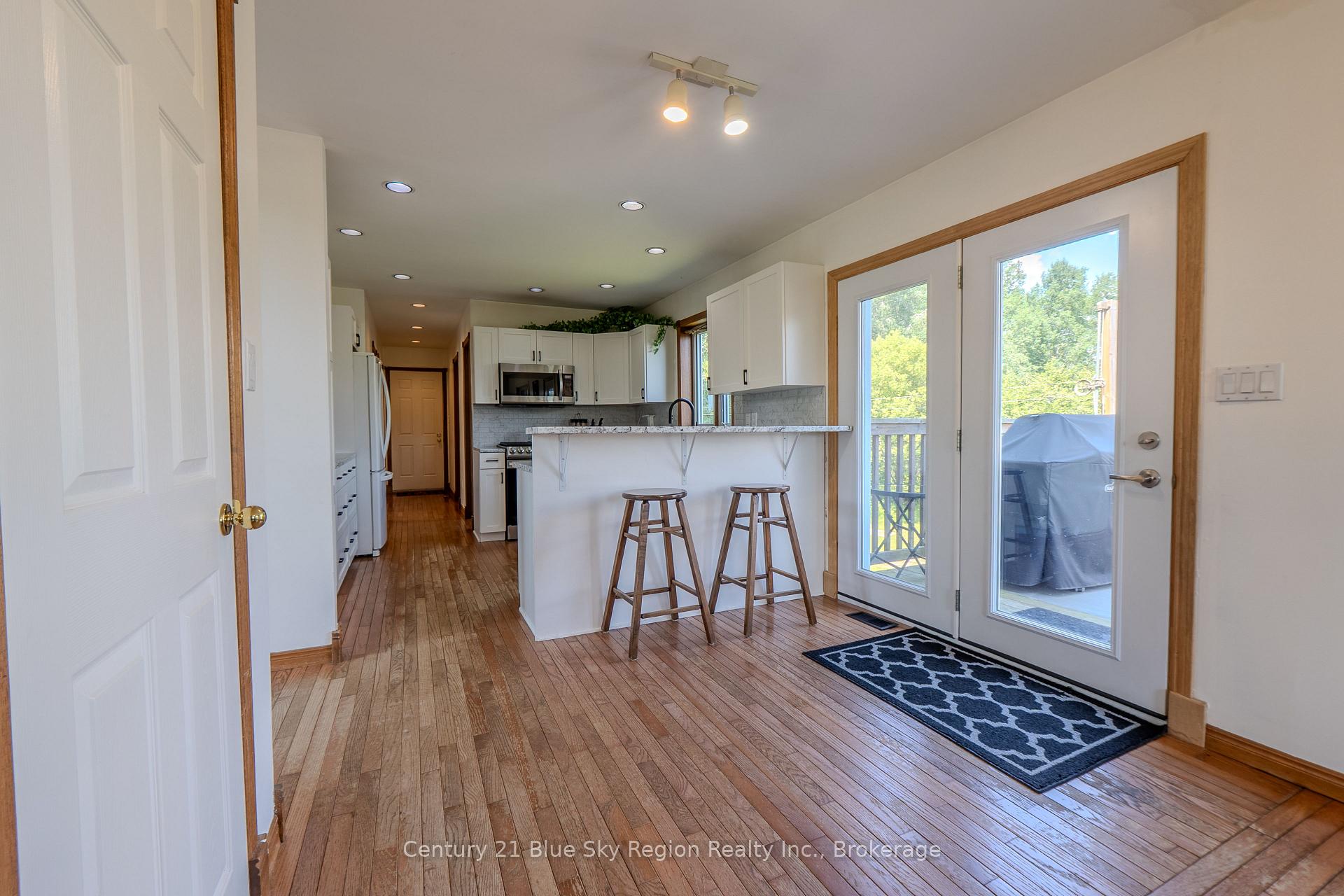 Photo 10 of 1033 Centennial Crescent, East Ferris — HOMEH