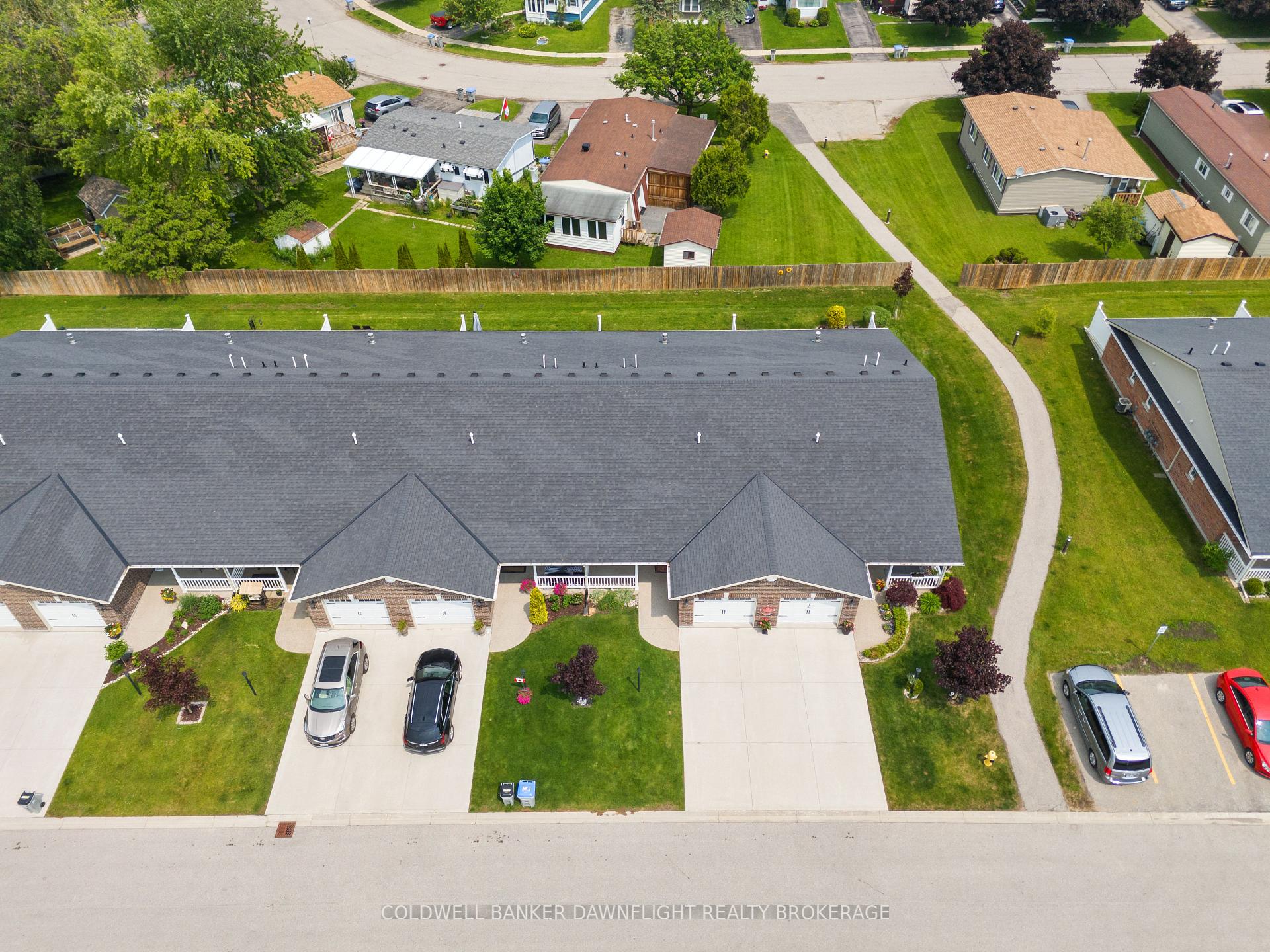 Photo 4 of 40 Devon Drive, South Huron, Exeter — HOMEH