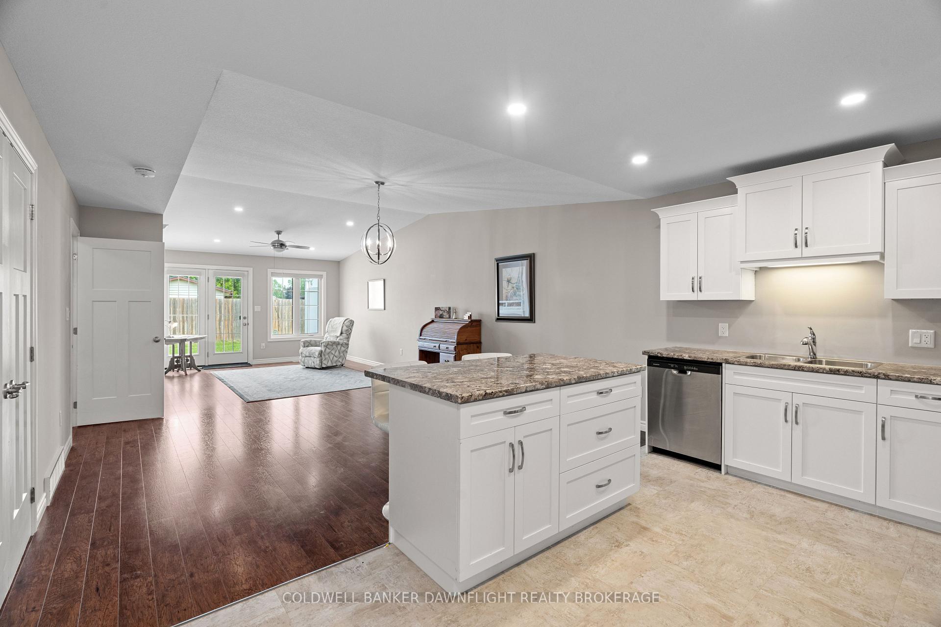 Photo 9 of 40 Devon Drive, South Huron, Exeter — HOMEH