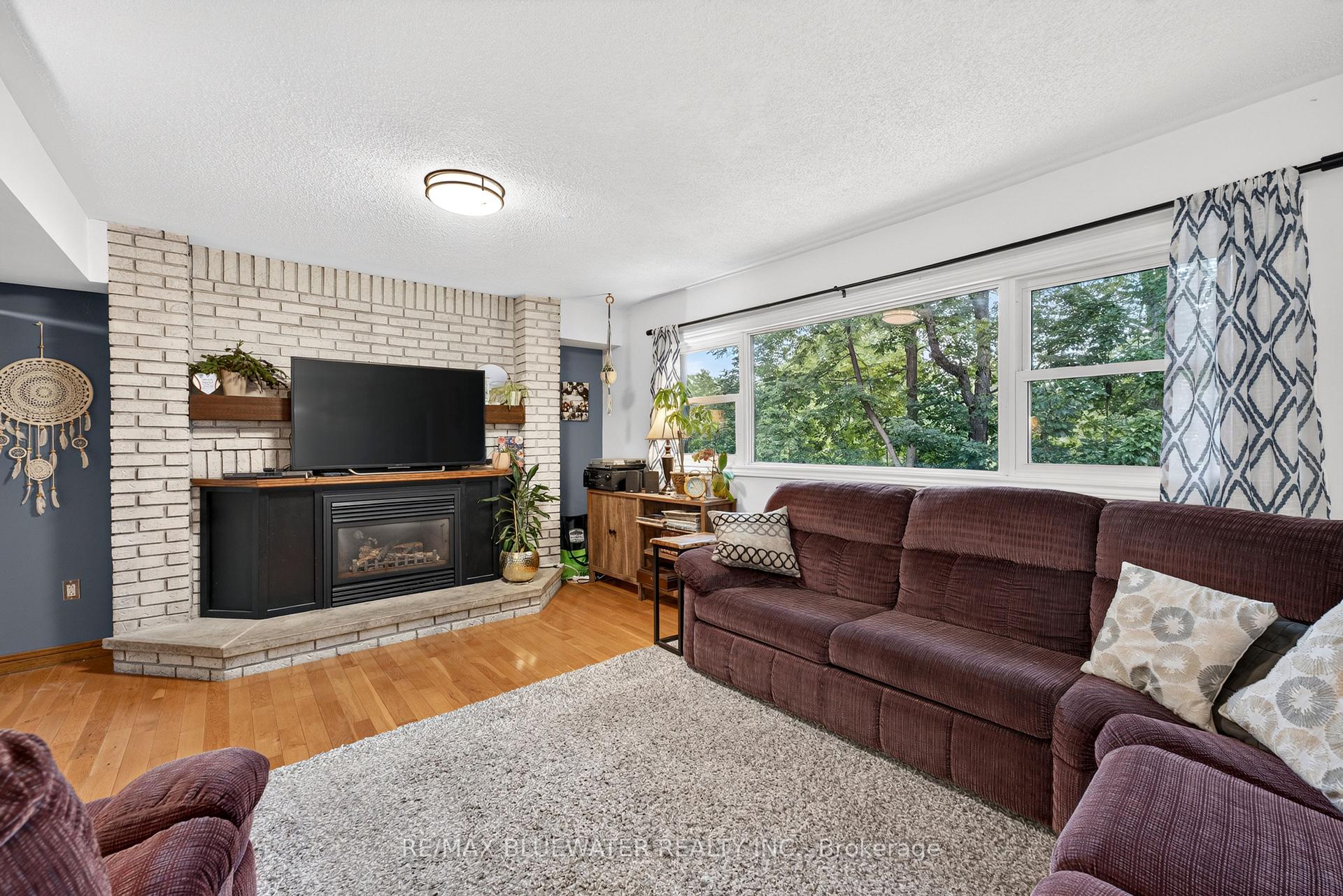 Photo 11 of 177 Toronto Street, West Perth, Mitchell — HOMEH