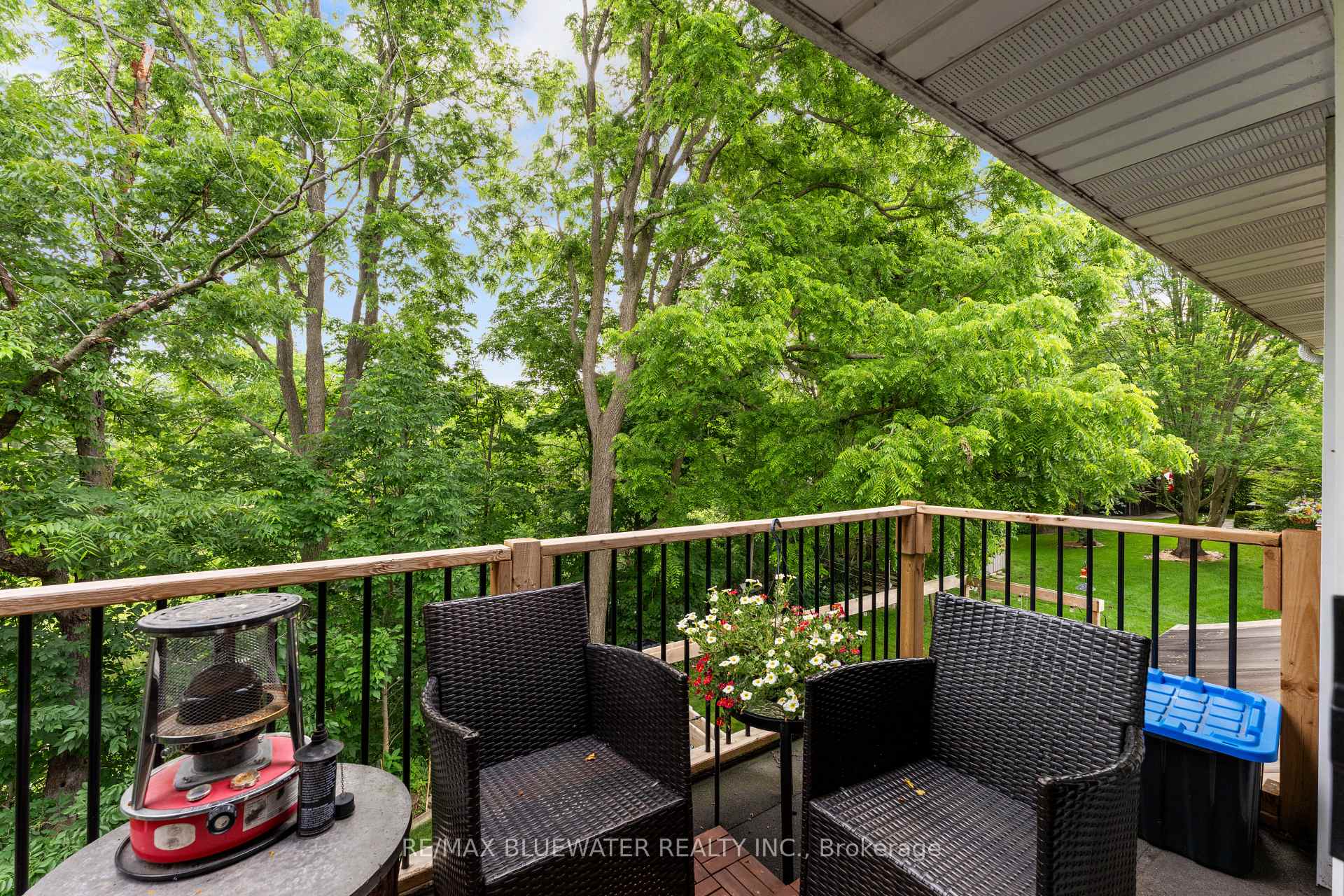 Photo 21 of 177 Toronto Street, West Perth, Mitchell — HOMEH