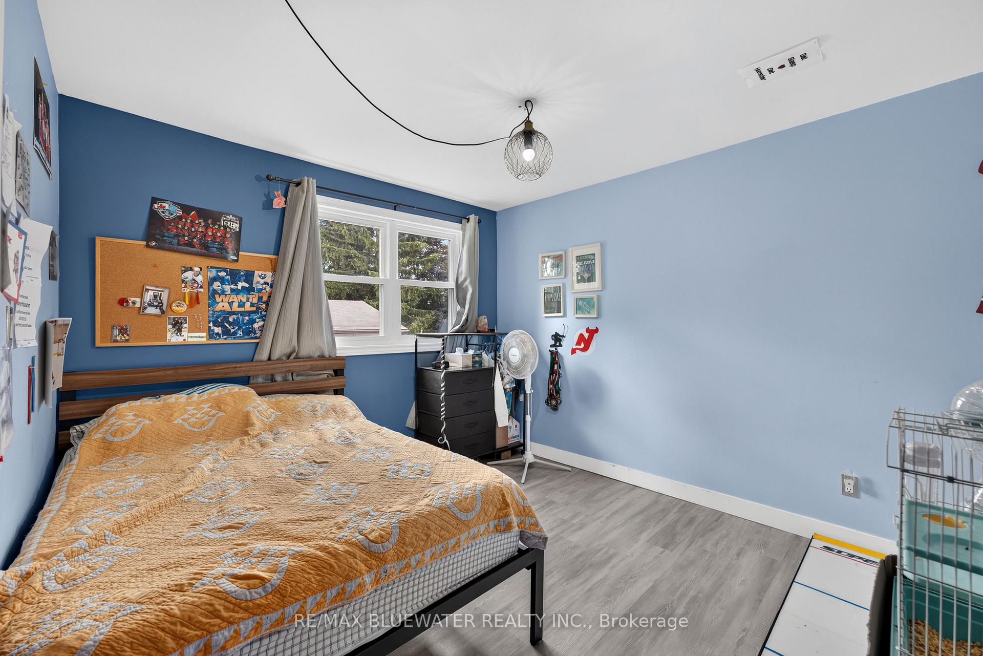 Photo 23 of 177 Toronto Street, West Perth, Mitchell — HOMEH
