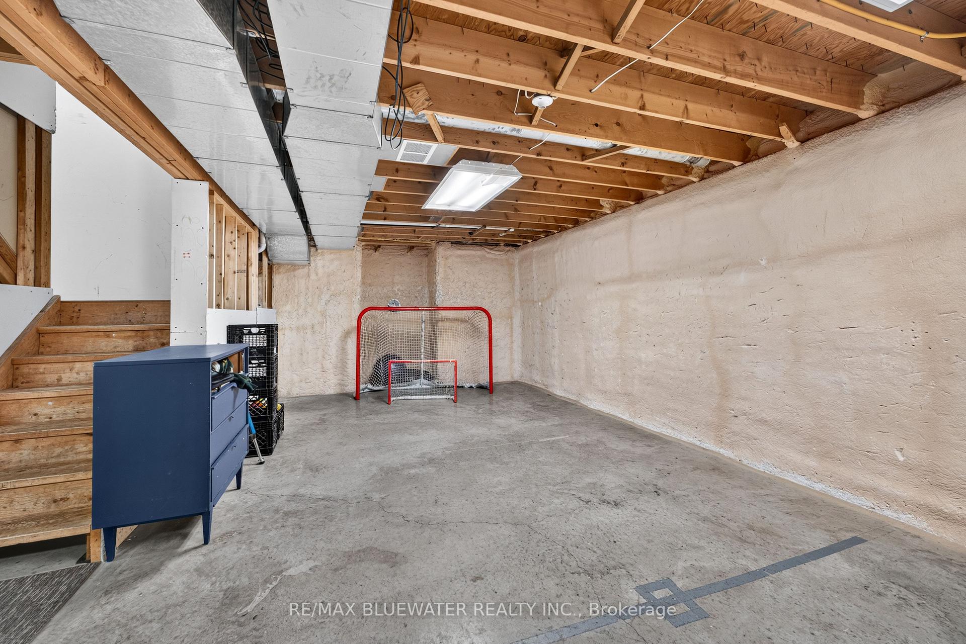 Photo 26 of 177 Toronto Street, West Perth, Mitchell — HOMEH