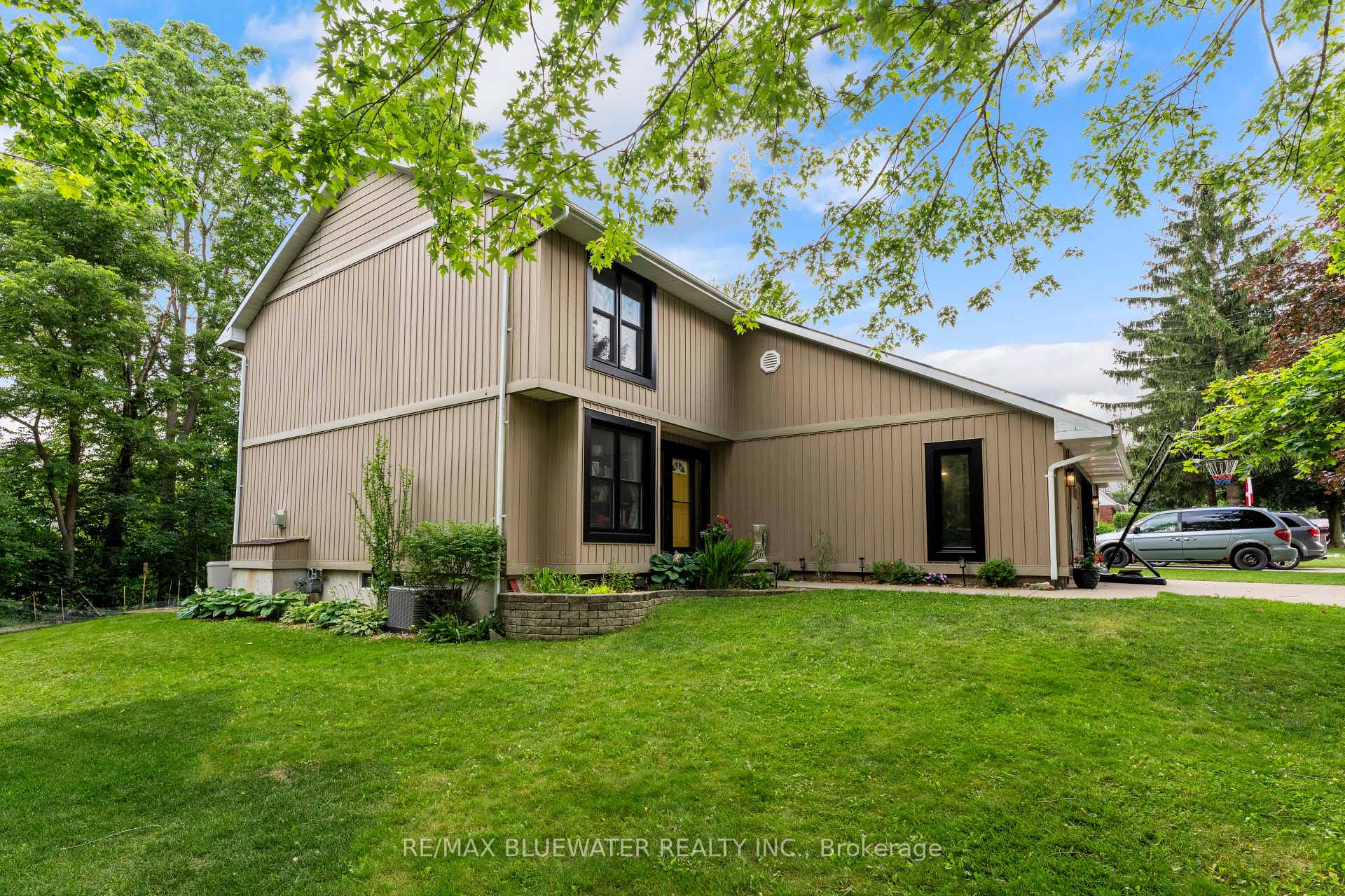 Photo 31 of 177 Toronto Street, West Perth, Mitchell — HOMEH