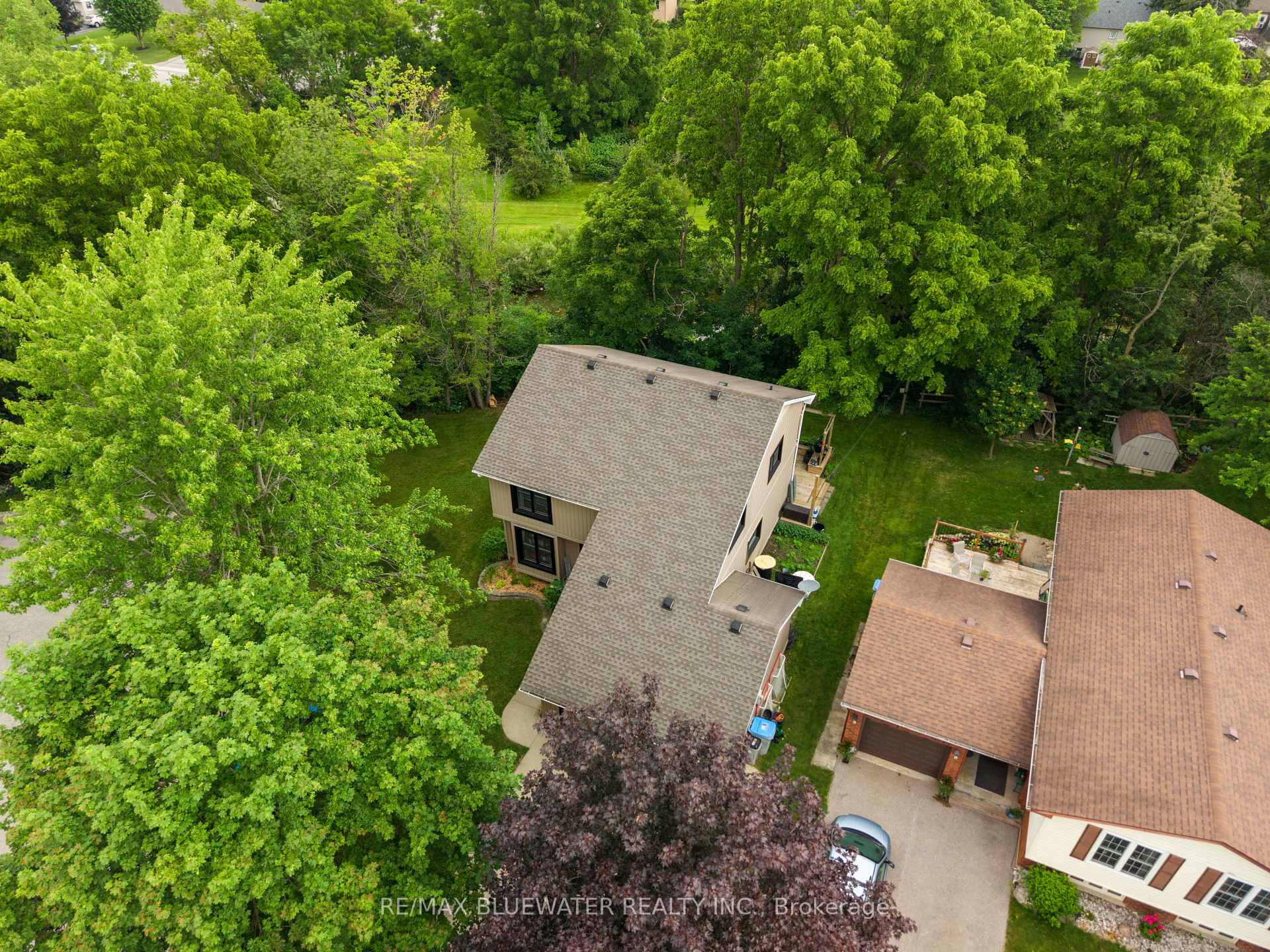 Photo 34 of 177 Toronto Street, West Perth, Mitchell — HOMEH