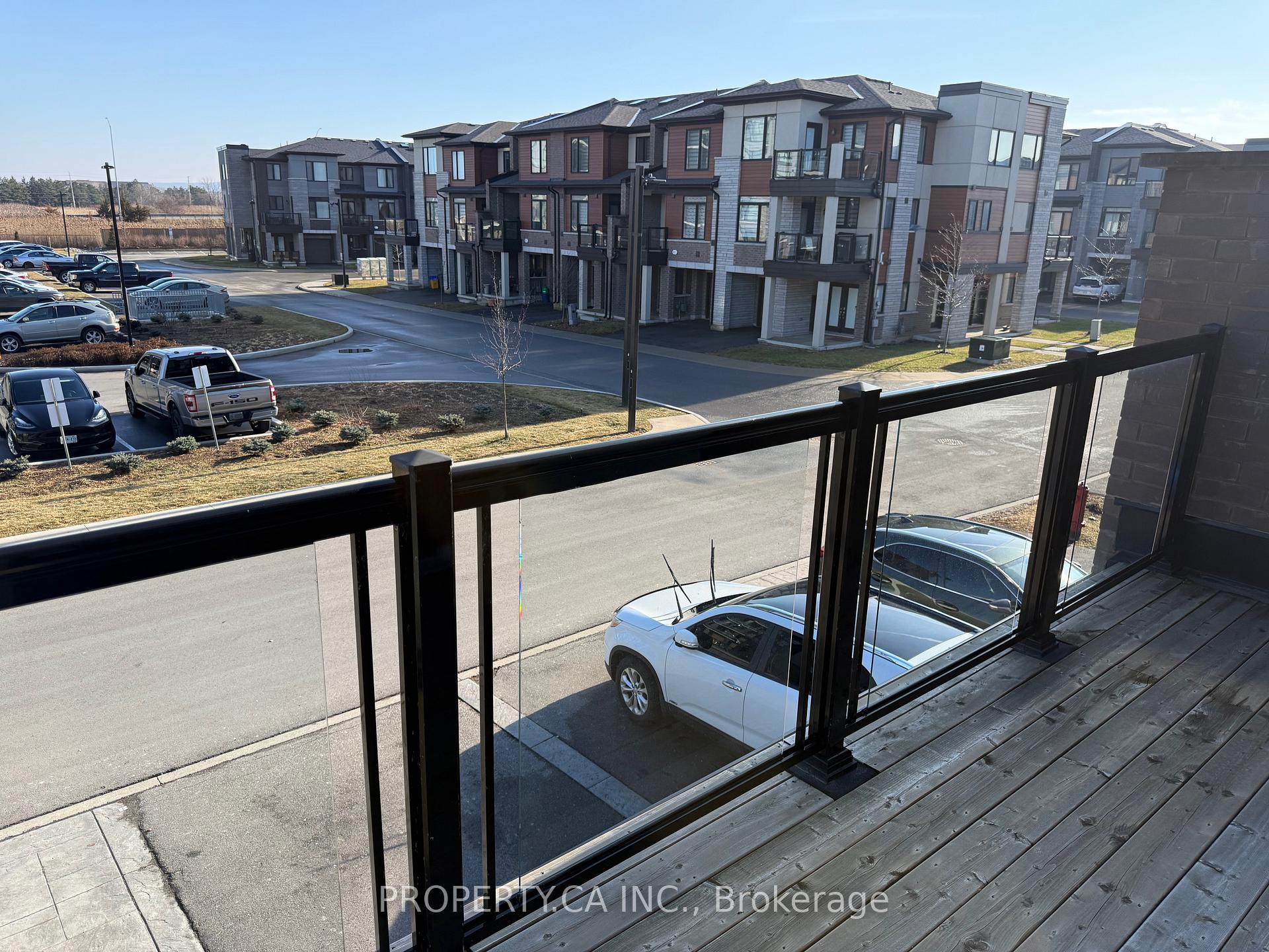 Photo 12 of Unit 9, 590 North Service Road, Hamilton, Lakeshore — HOMEH