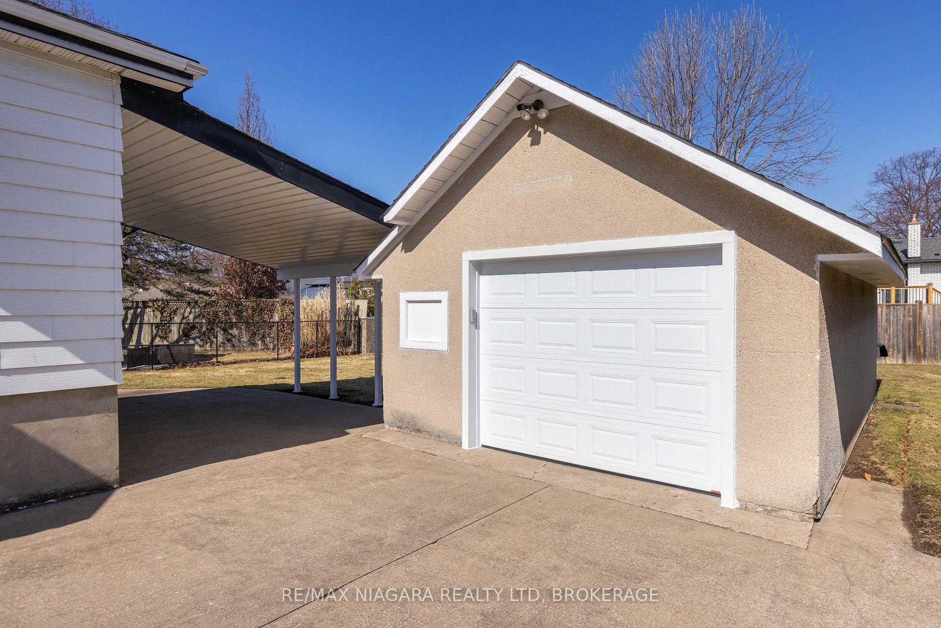 Photo 5 of 67 Glen Park Road, St. Catharines, Vine/Linwell — HOMEH