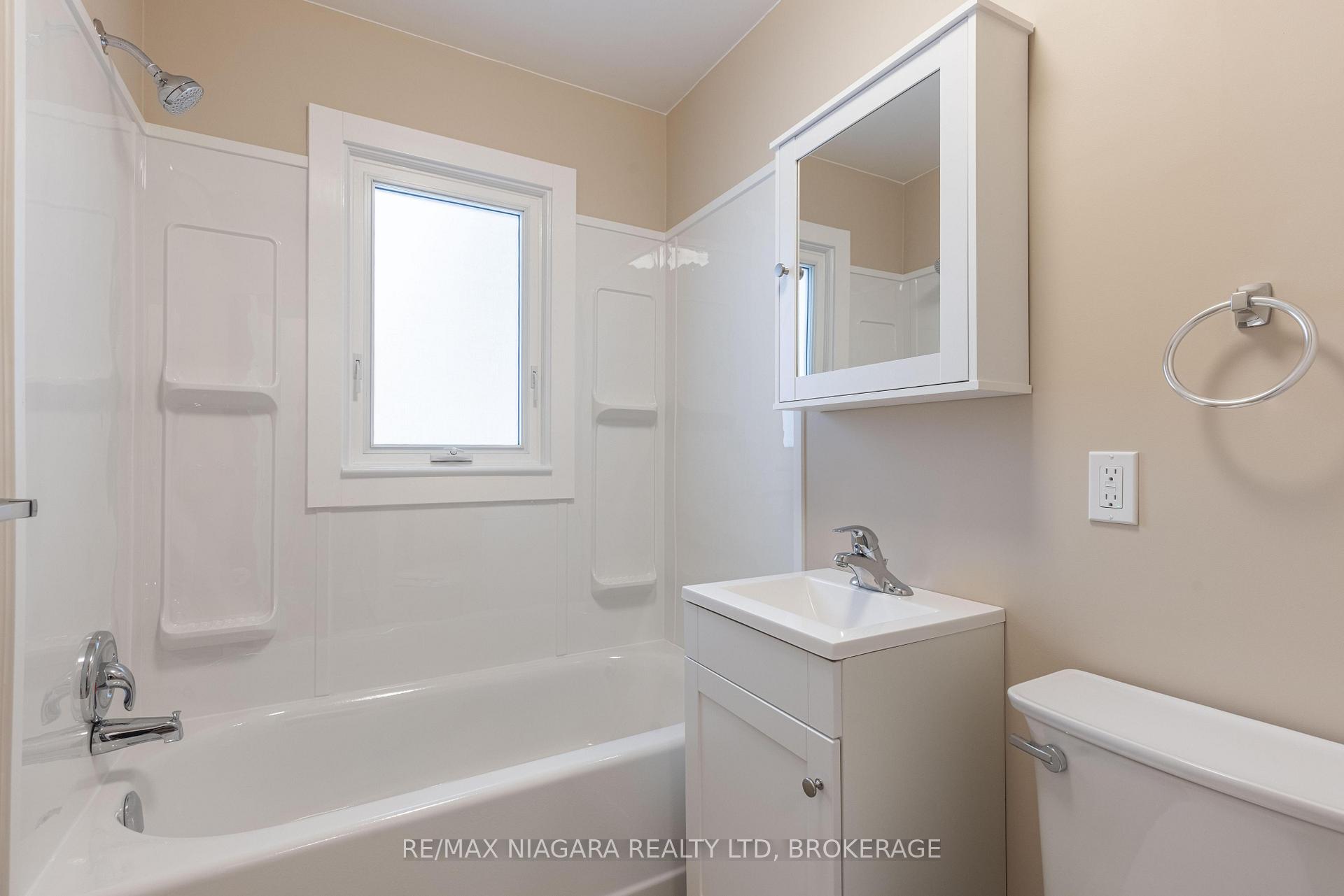 Photo 22 of 67 Glen Park Road, St. Catharines, Vine/Linwell — HOMEH