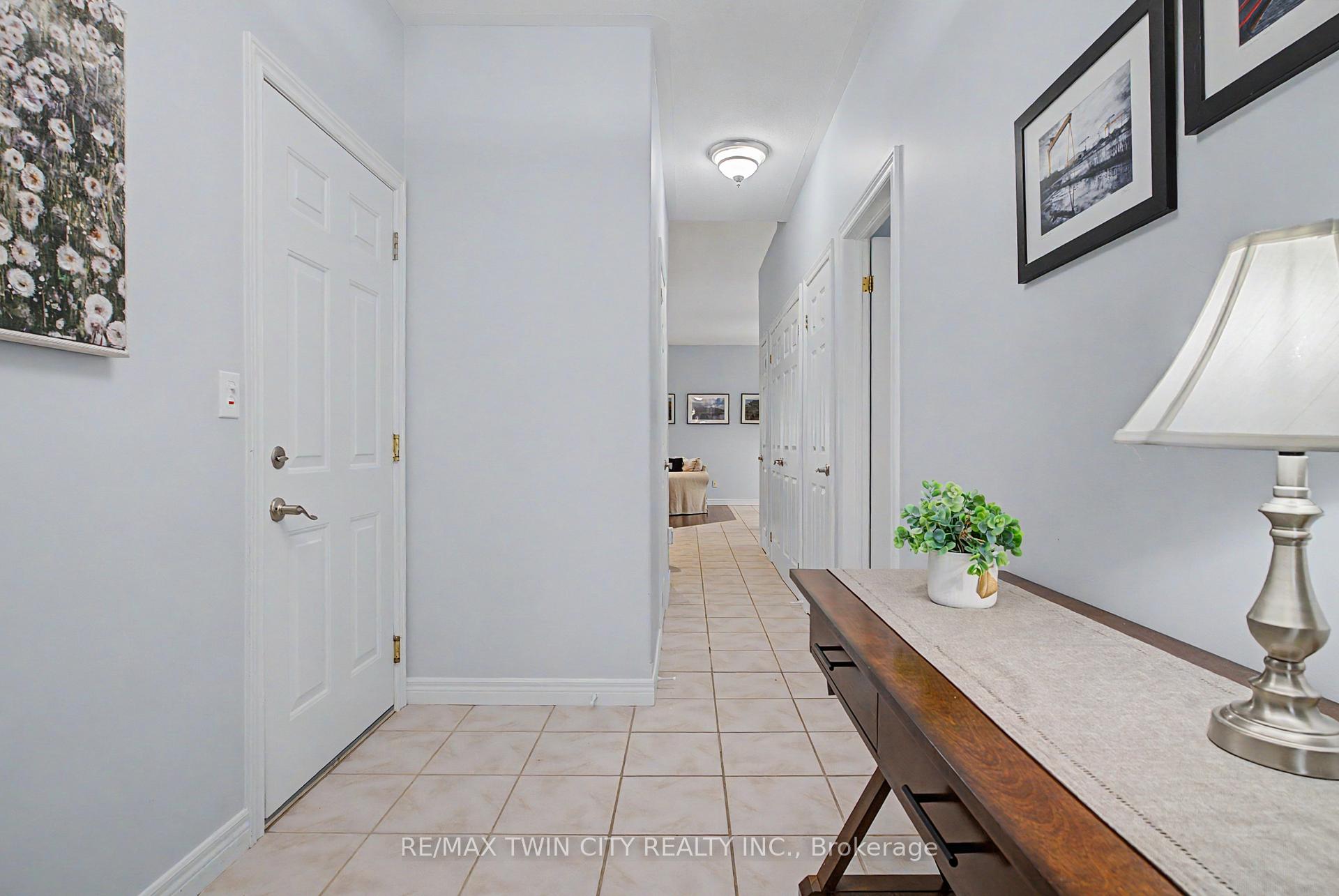 Photo 3 of Unit 3, 24 Hardy Road, Brantford, Ava Rd — HOMEH