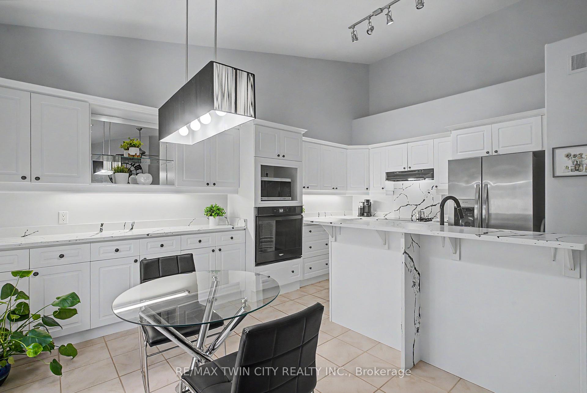 Photo 14 of Unit 3, 24 Hardy Road, Brantford, Ava Rd — HOMEH