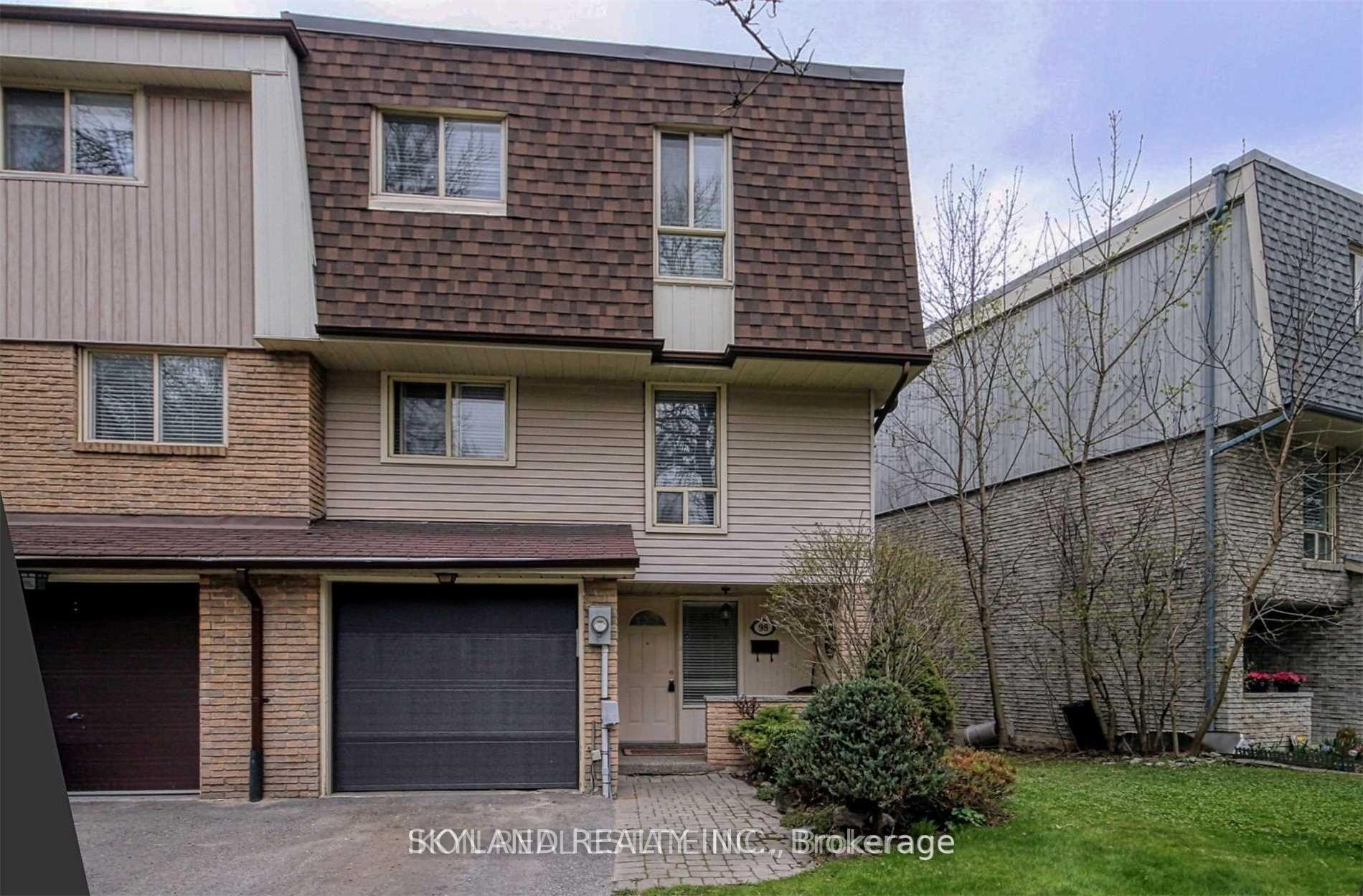 Photo 1 of 98 Henderson Drive, Aurora, Aurora Highlands — HOMEH