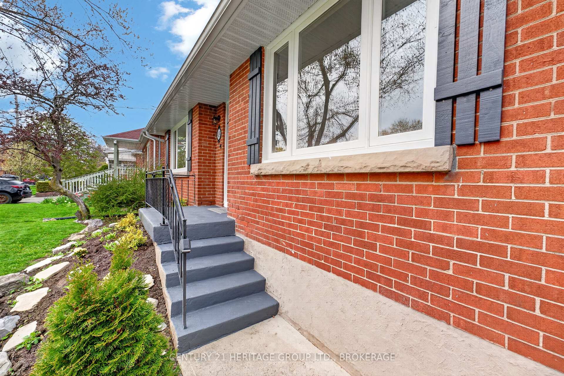Photo 1 of 439 College Street, Kingston, Central City East — HOMEH