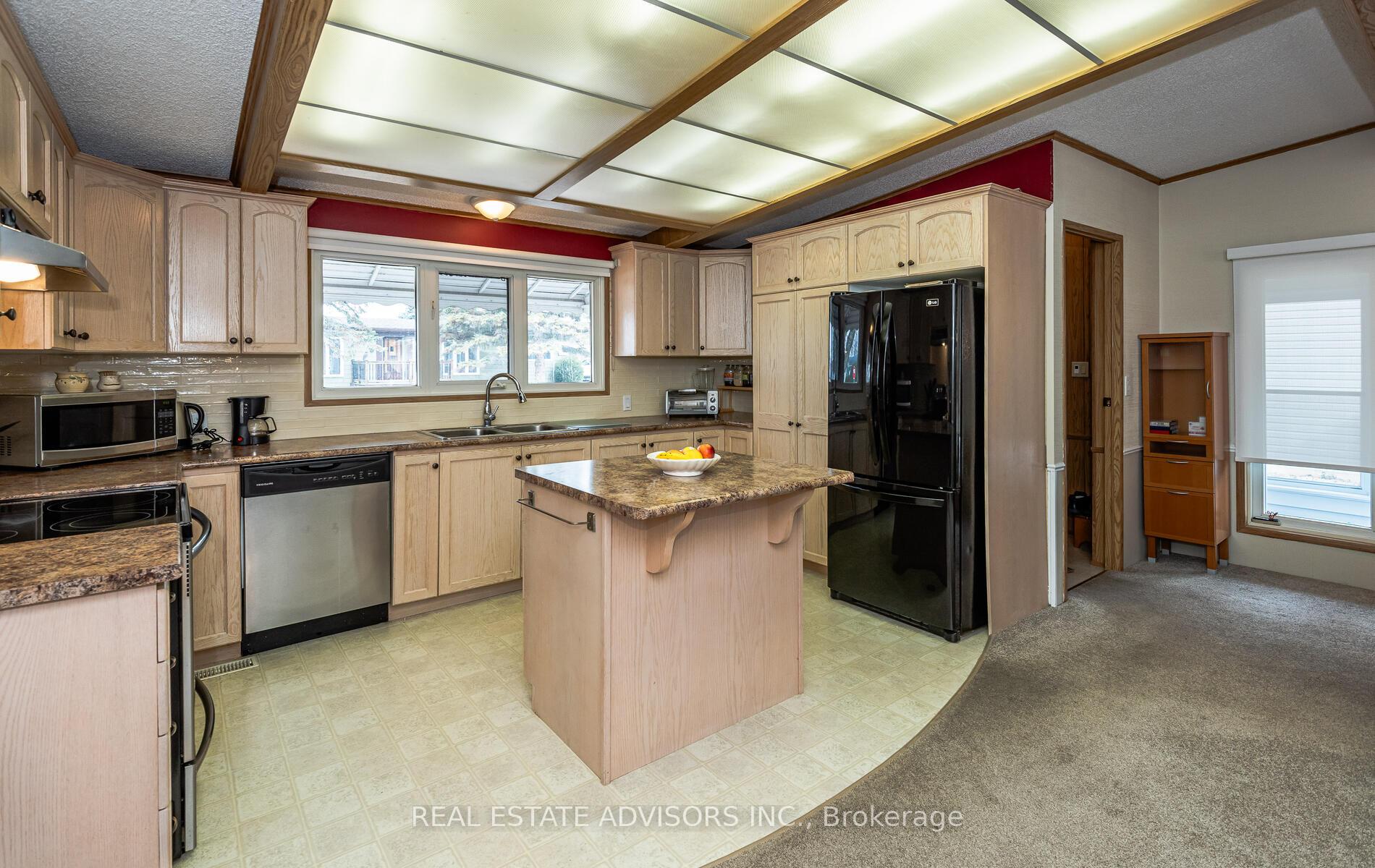 Photo 13 of 50 Juno Crescent, Georgina, Sutton & Jackson's Point — HOMEH