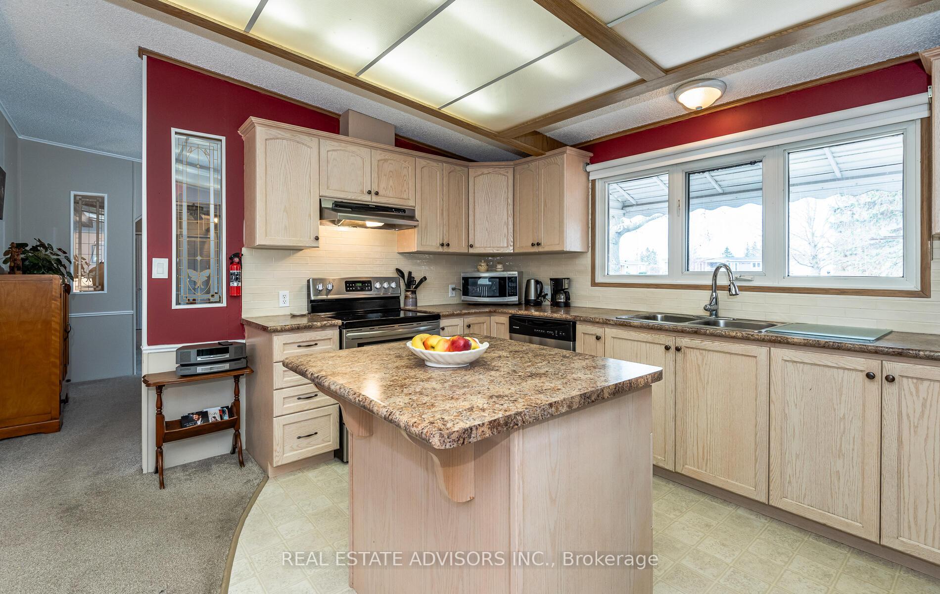 Photo 15 of 50 Juno Crescent, Georgina, Sutton & Jackson's Point — HOMEH