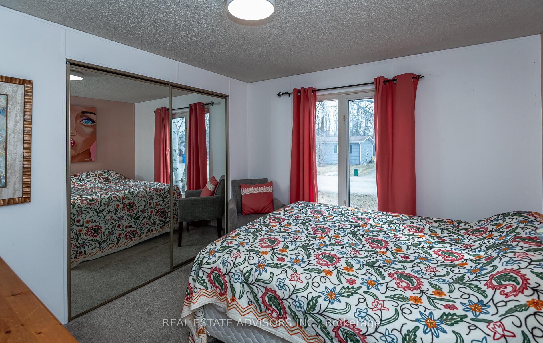 Photo 28 of 50 Juno Crescent, Georgina, Sutton & Jackson's Point — HOMEH