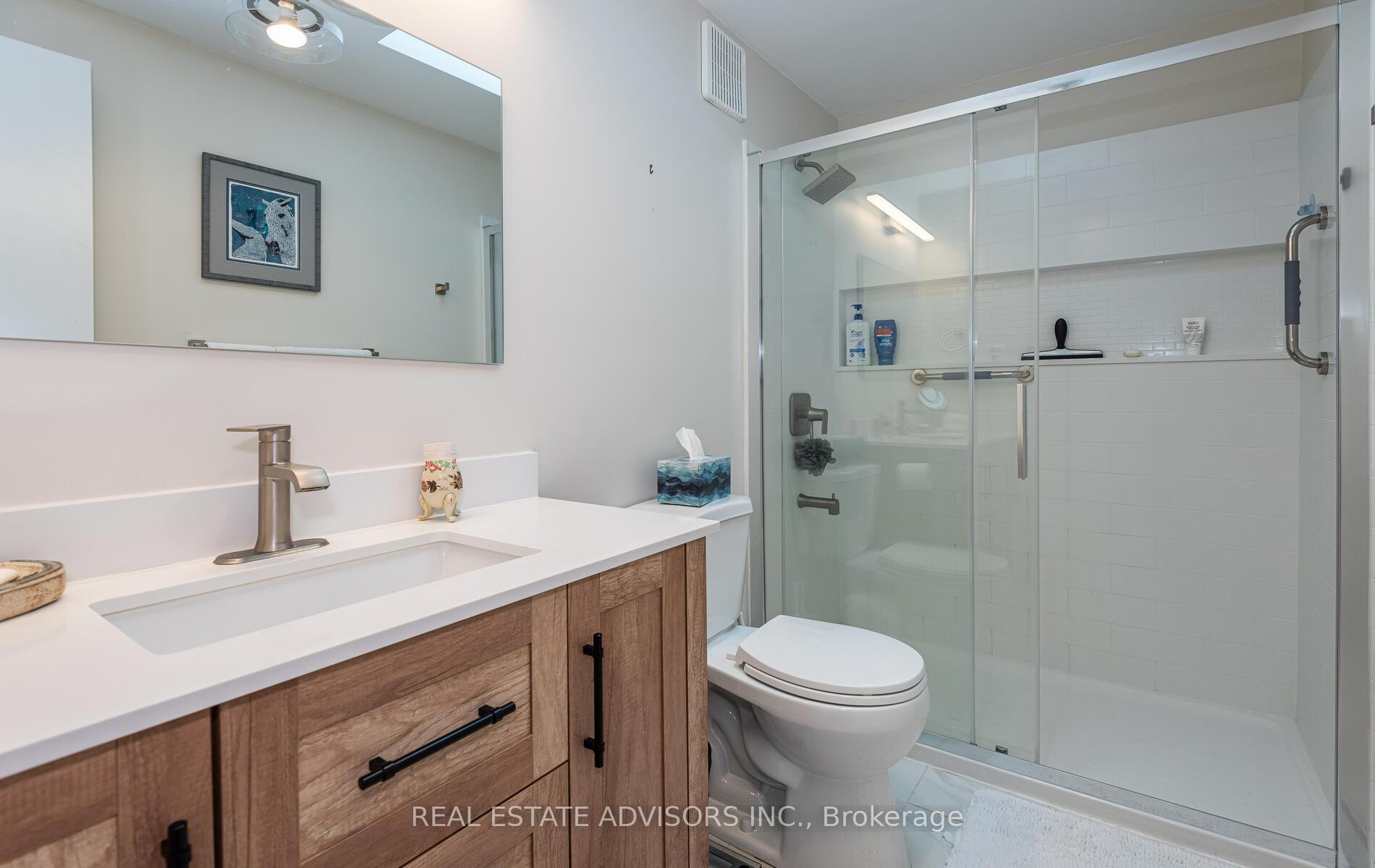 Photo 30 of 50 Juno Crescent, Georgina, Sutton & Jackson's Point — HOMEH
