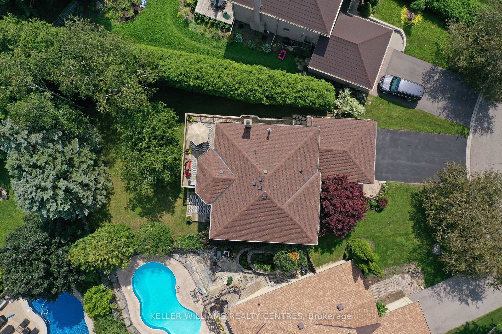 Photo 2 of 15 Beatty Crescent, Aurora, Aurora Highlands — HOMEH